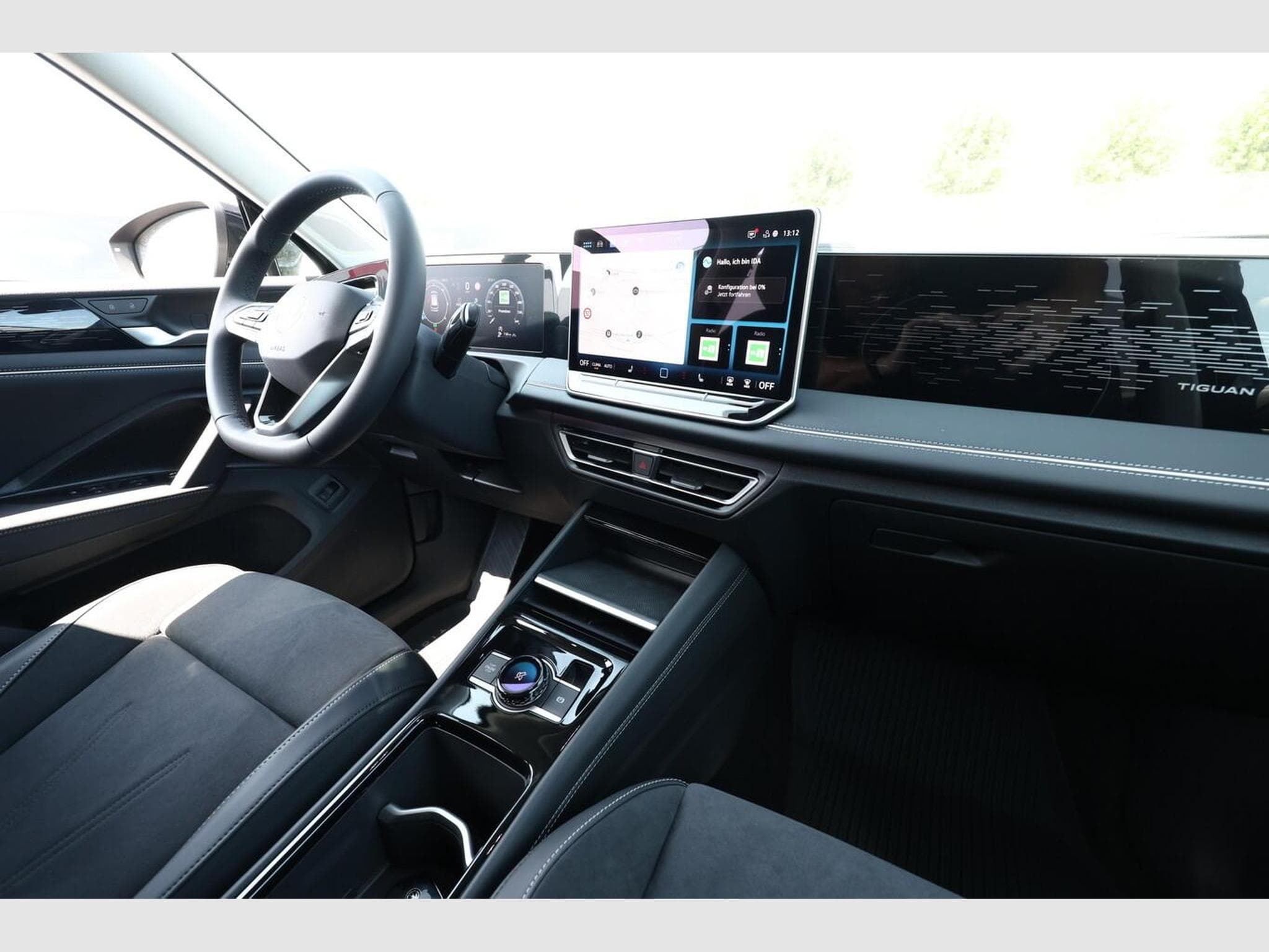 VW Tiguan Eleg. 4M Nav (2026) - Photo 9