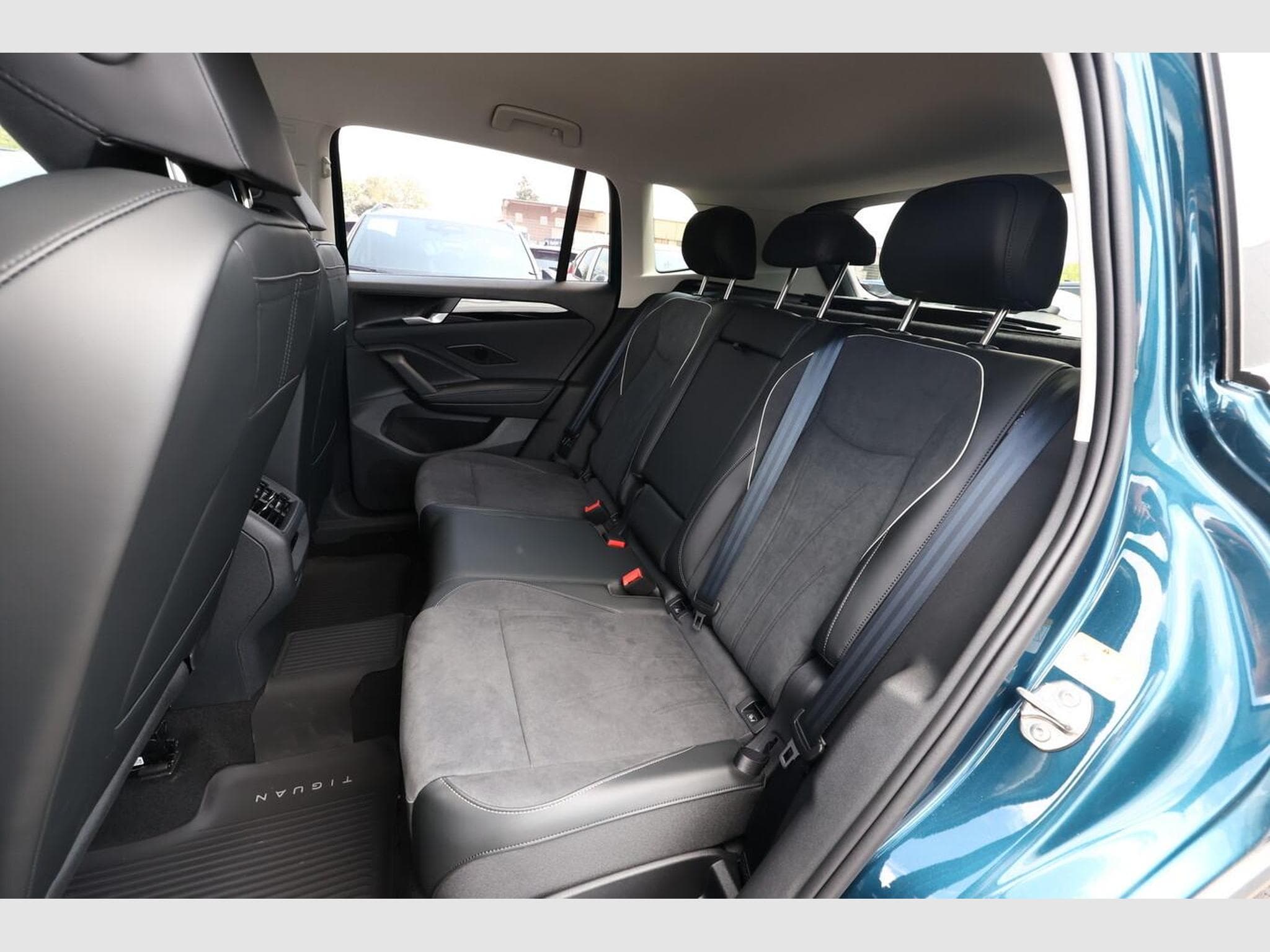 VW Tiguan Eleg. 4M Nav (2026) - Photo 10