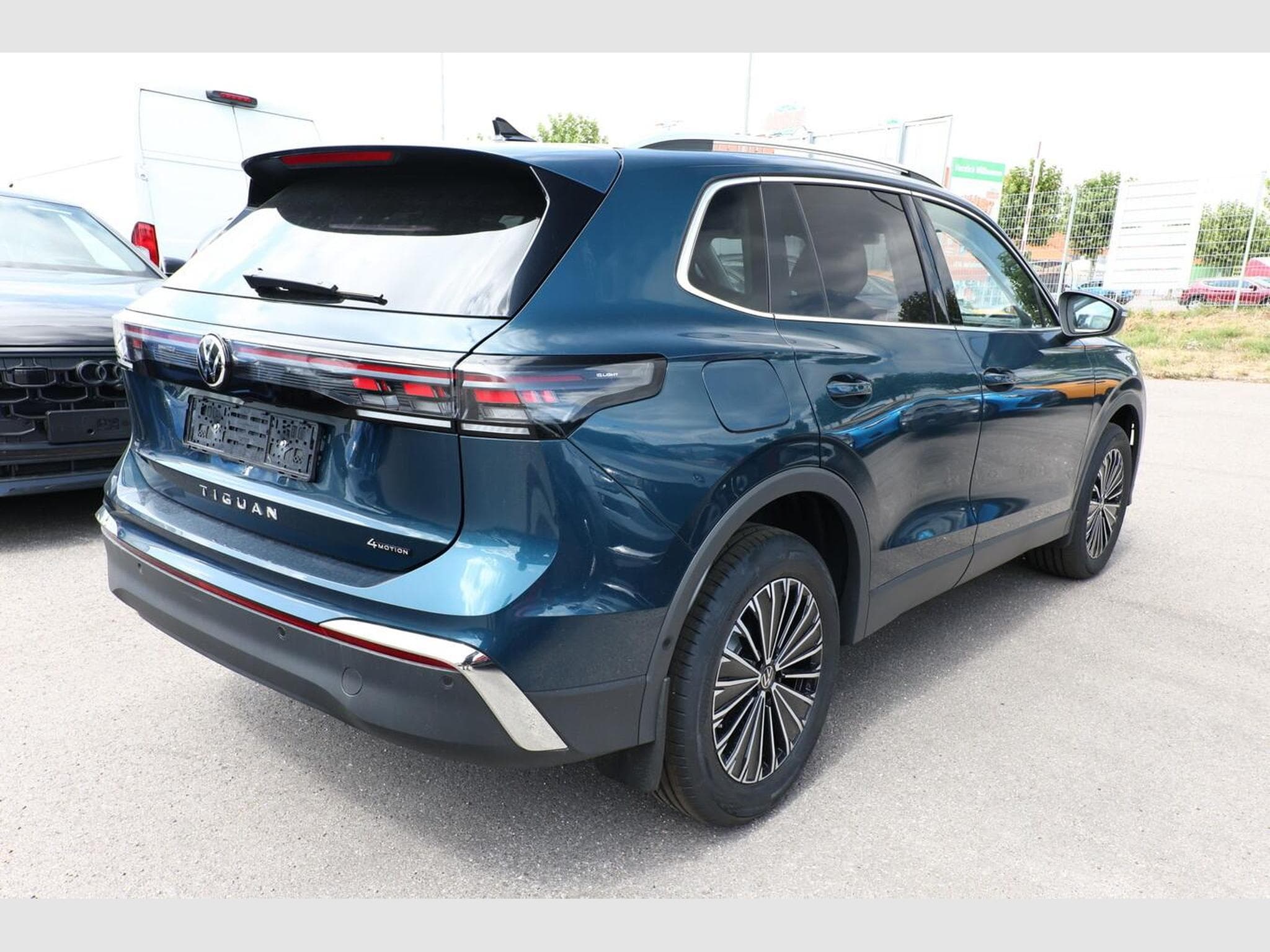 VW Tiguan Eleg. 4M Nav (2026) - Photo 3