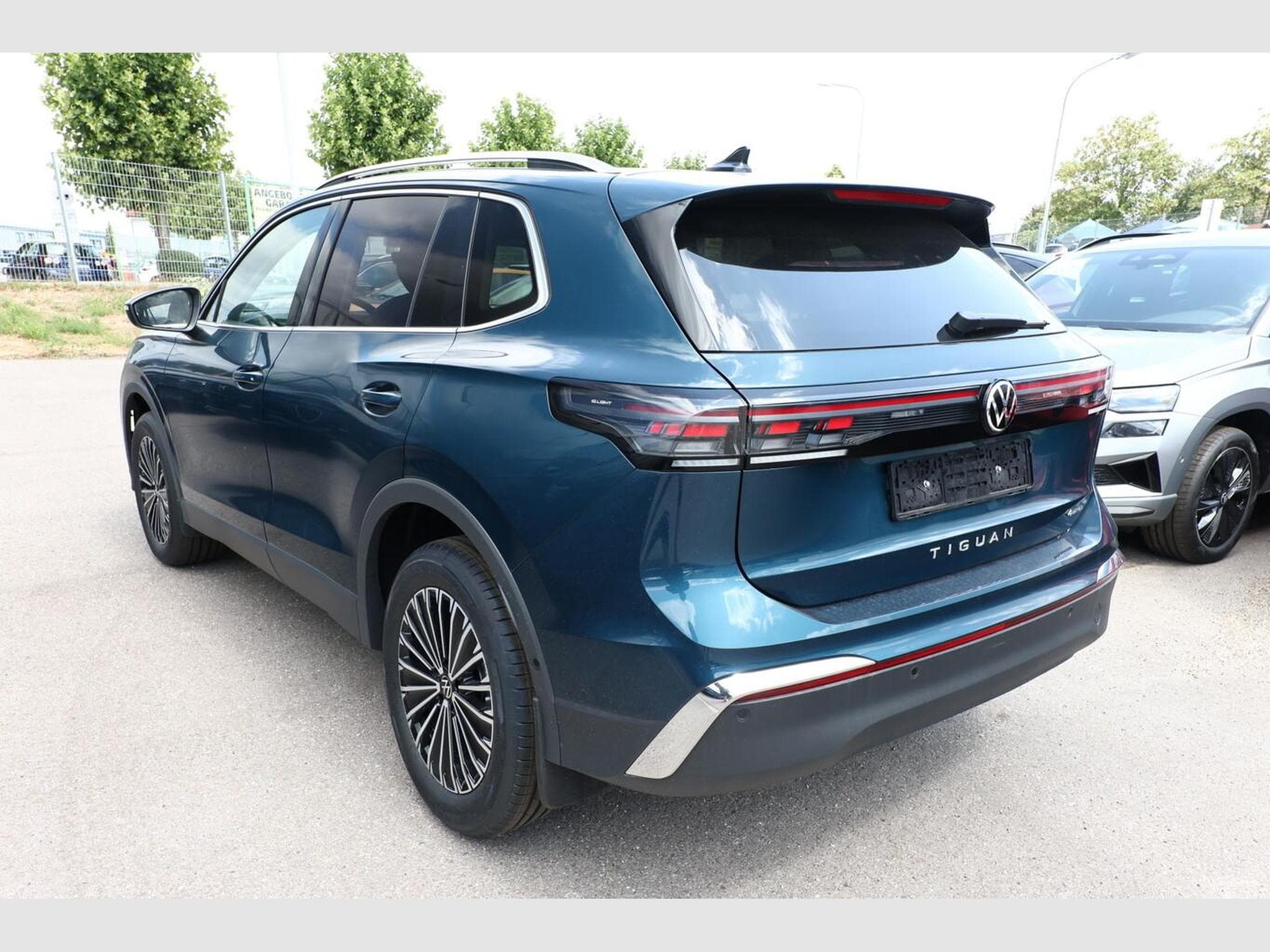 VW Tiguan Eleg. 4M Nav (2026) - Photo 4