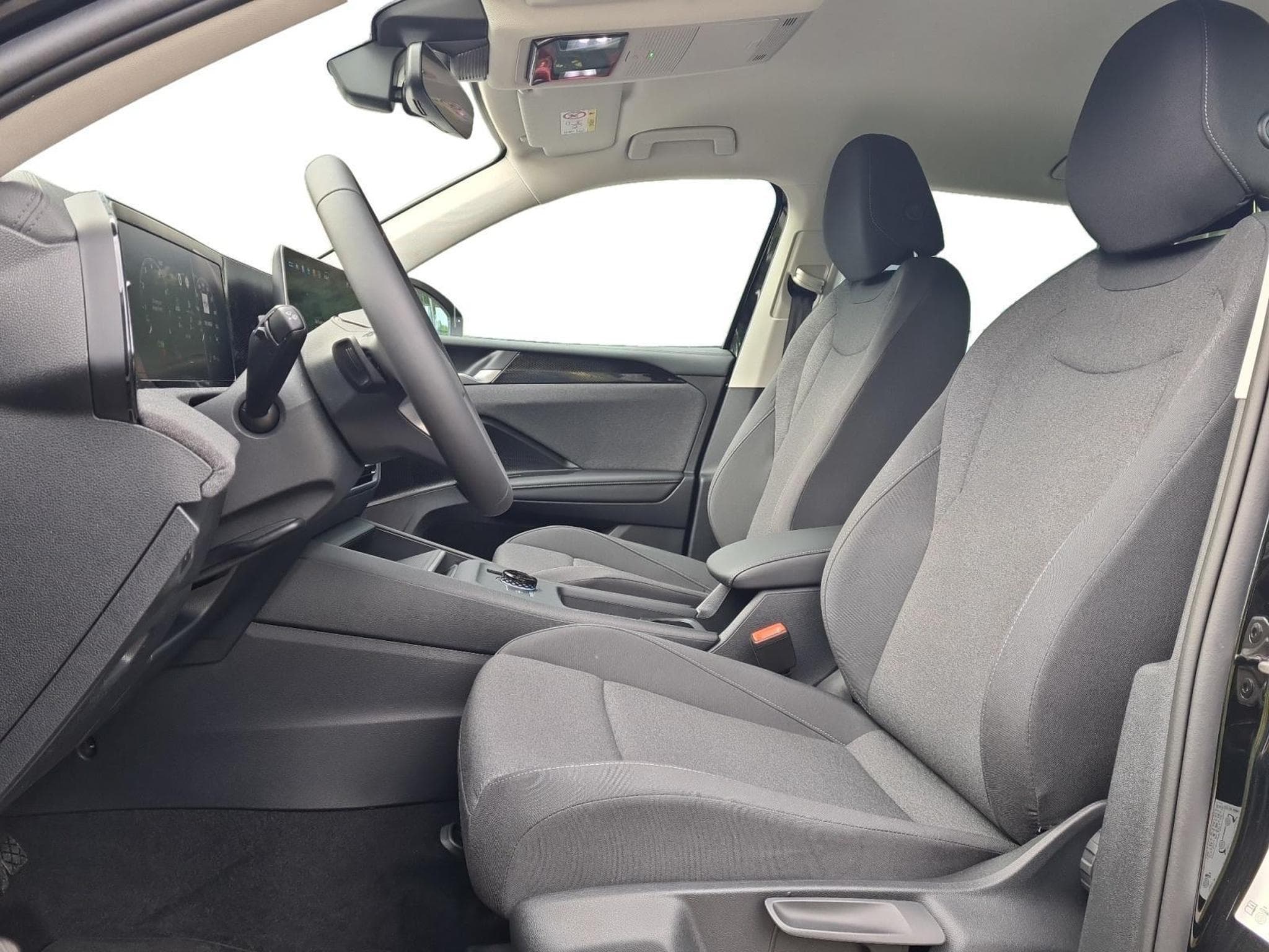 VW Tiguan 1.5 eTSI 110 kW Trend (2026) - Photo 12