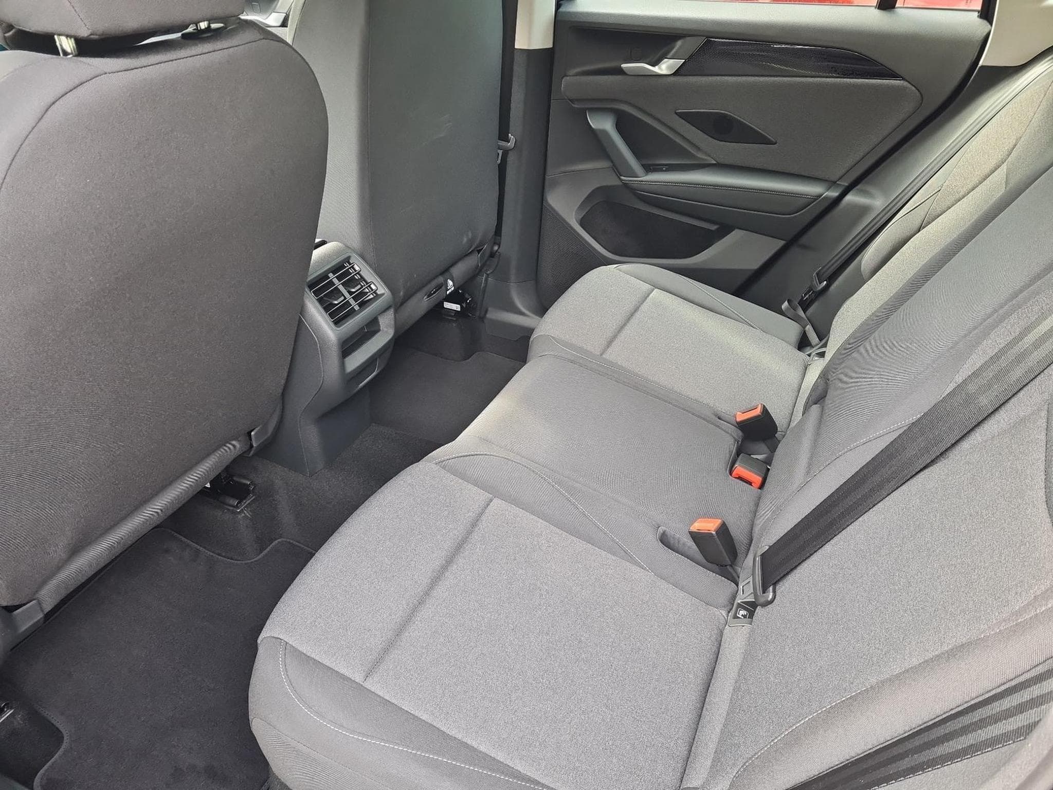 VW Tiguan 1.5 eTSI 110 kW Trend (2026) - Photo 9