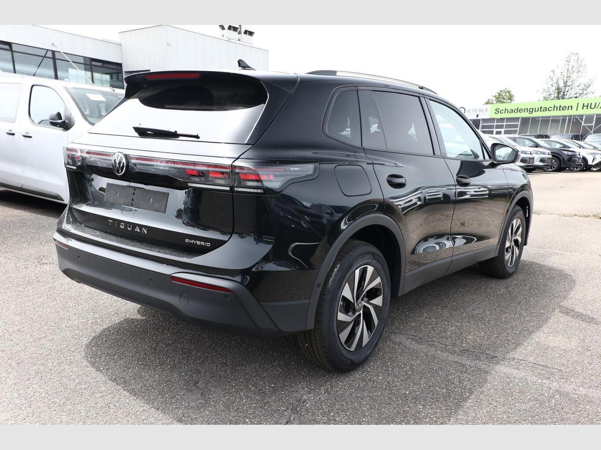 VW Tiguan PHEV 5JGarantie IQ.Drive (2026) - Photo 3