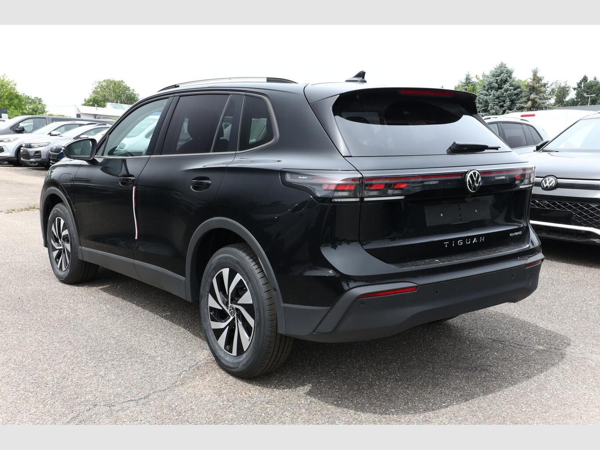 VW Tiguan PHEV 5JGarantie IQ.Drive (2026) - Photo 4