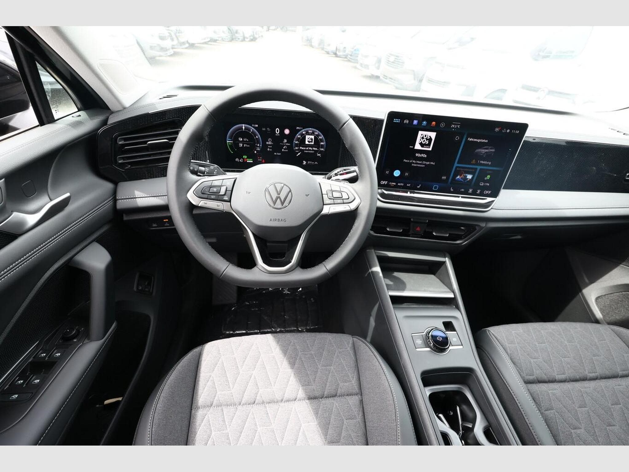 VW Tiguan PHEV 5JGarantie IQ.Drive (2026) - Photo 7