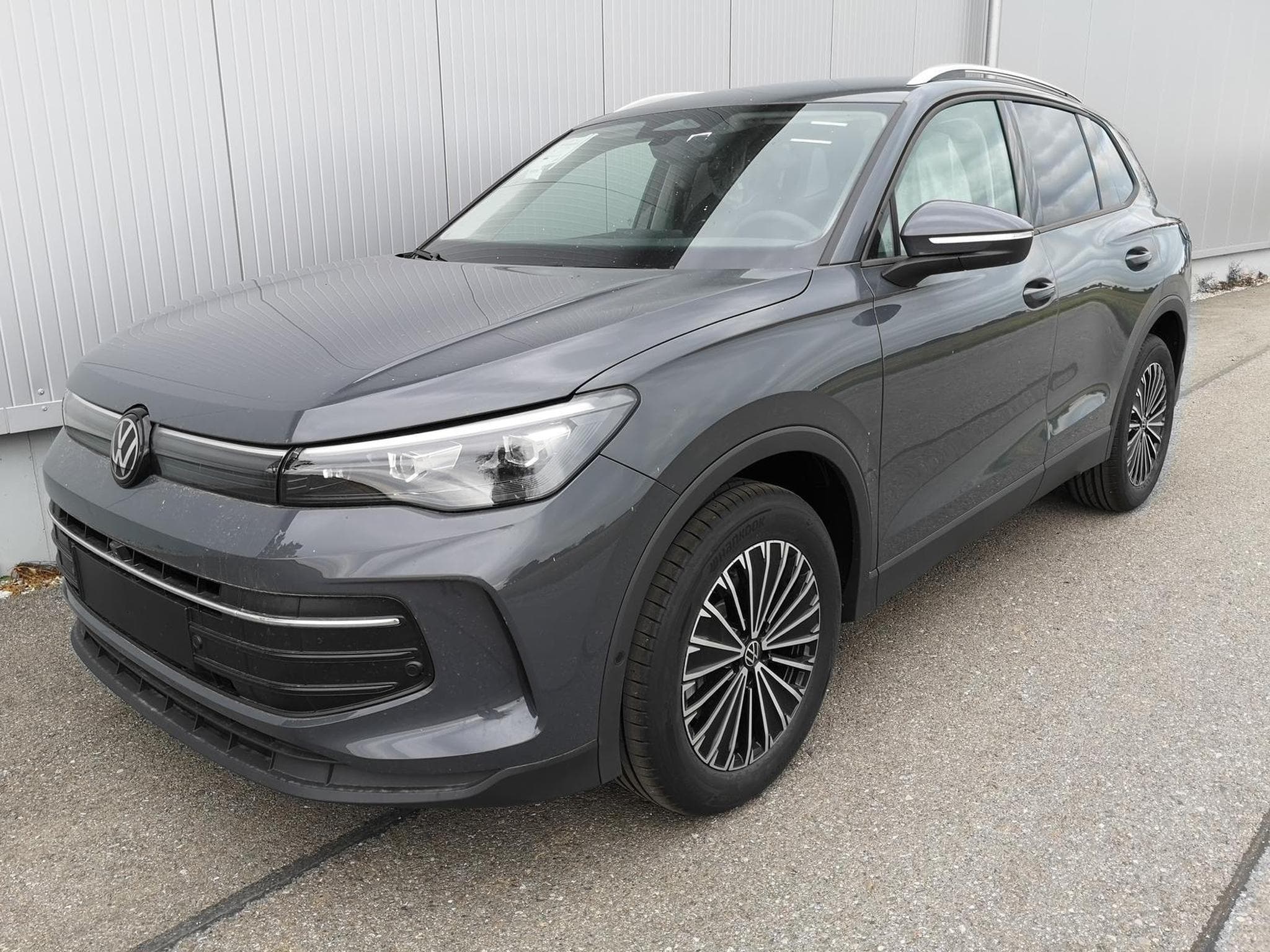 VW Tiguan 2.0 TDI 110 kW Life (2026) - Photo 1