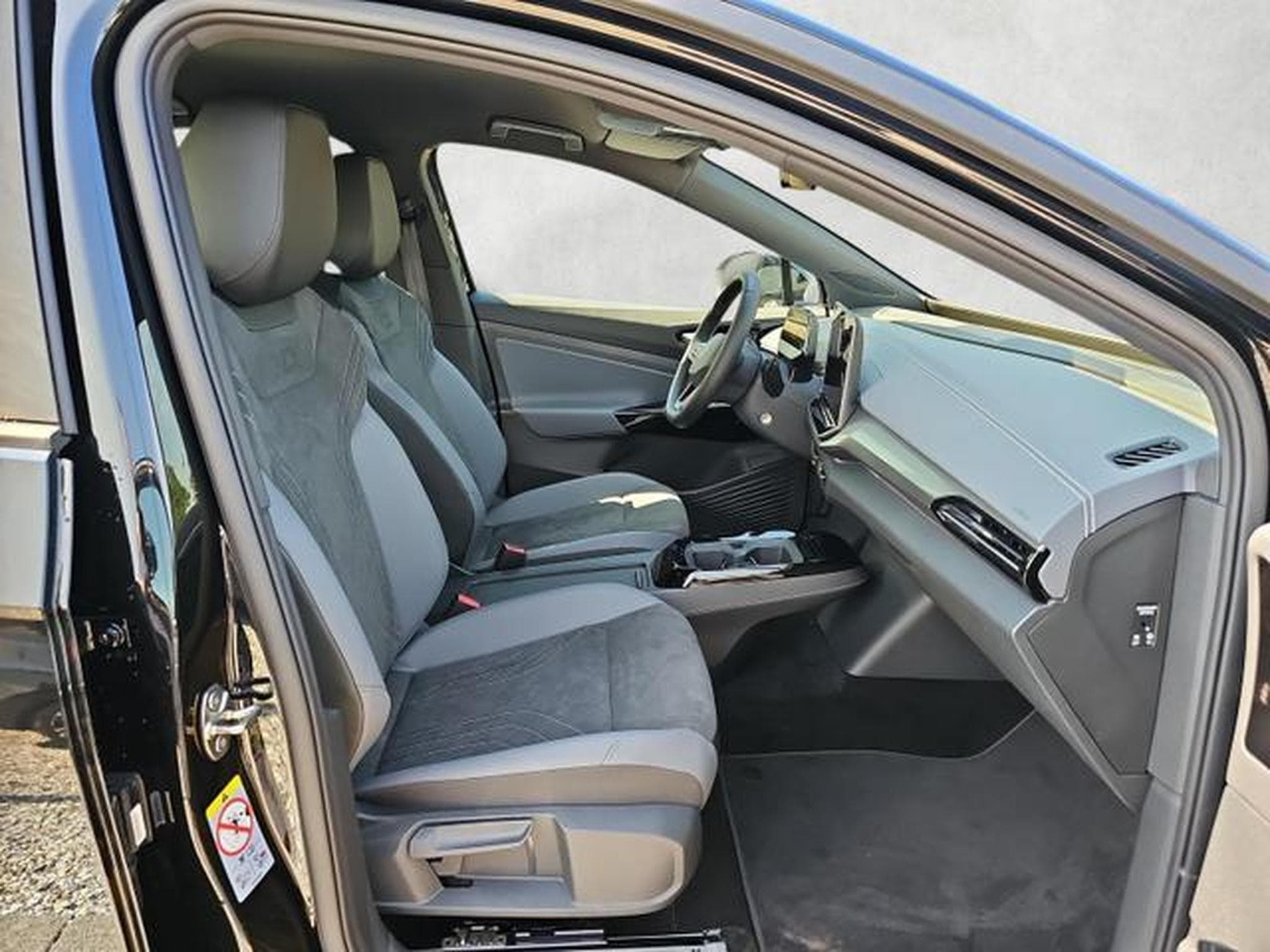 VW ID.4 Pro 210 kW mit Infotainment-Paket (2026) - Photo 10