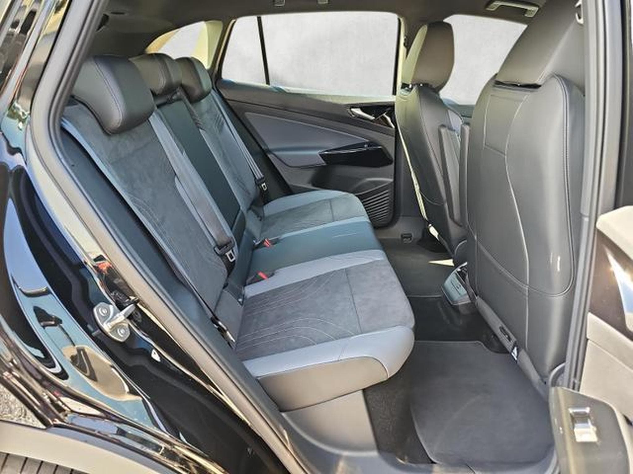 VW ID.4 Pro 210 kW mit Infotainment-Paket (2026) - Photo 13