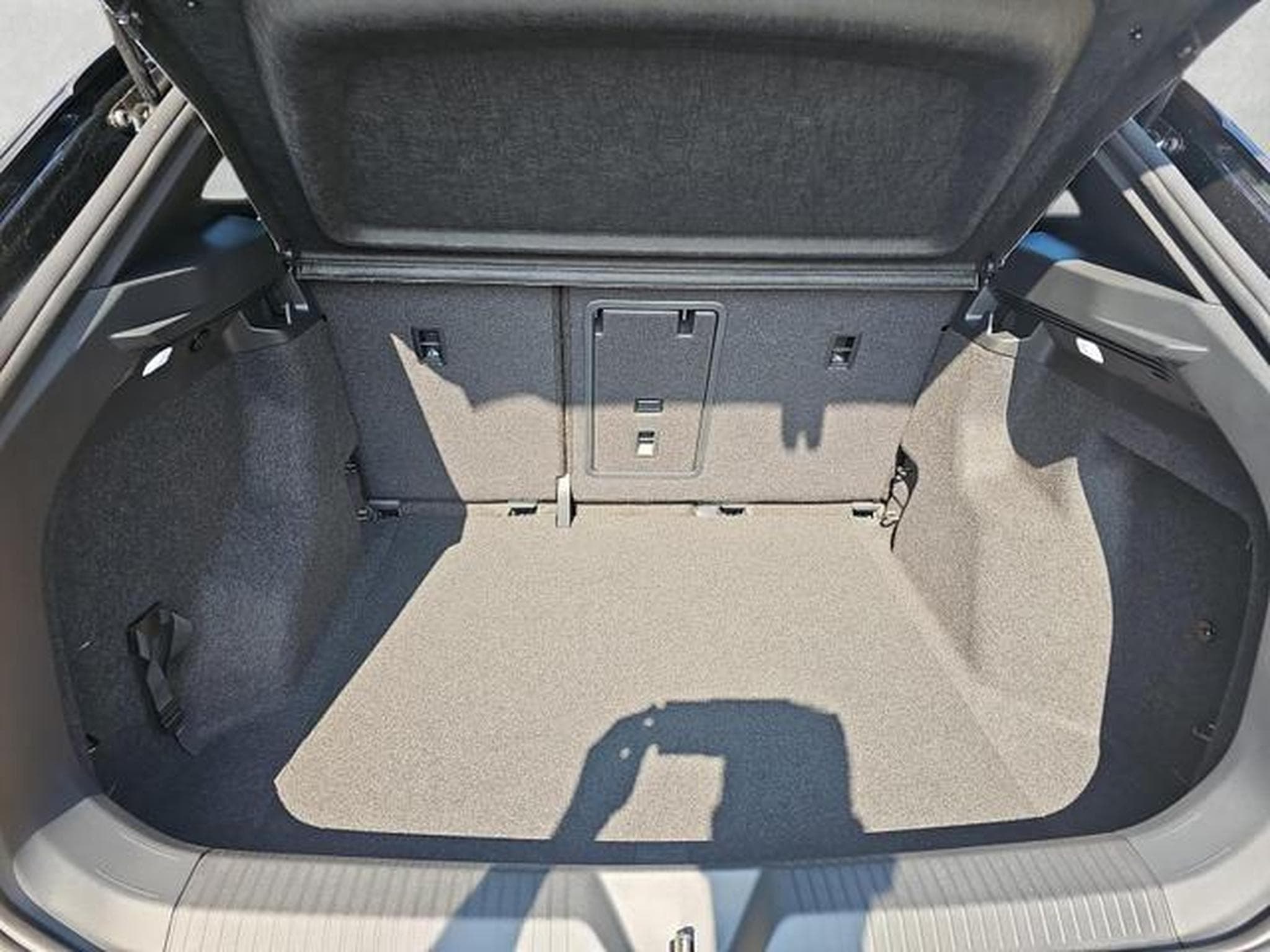 VW ID.4 Pro 210 kW mit Infotainment-Paket (2026) - Photo 14