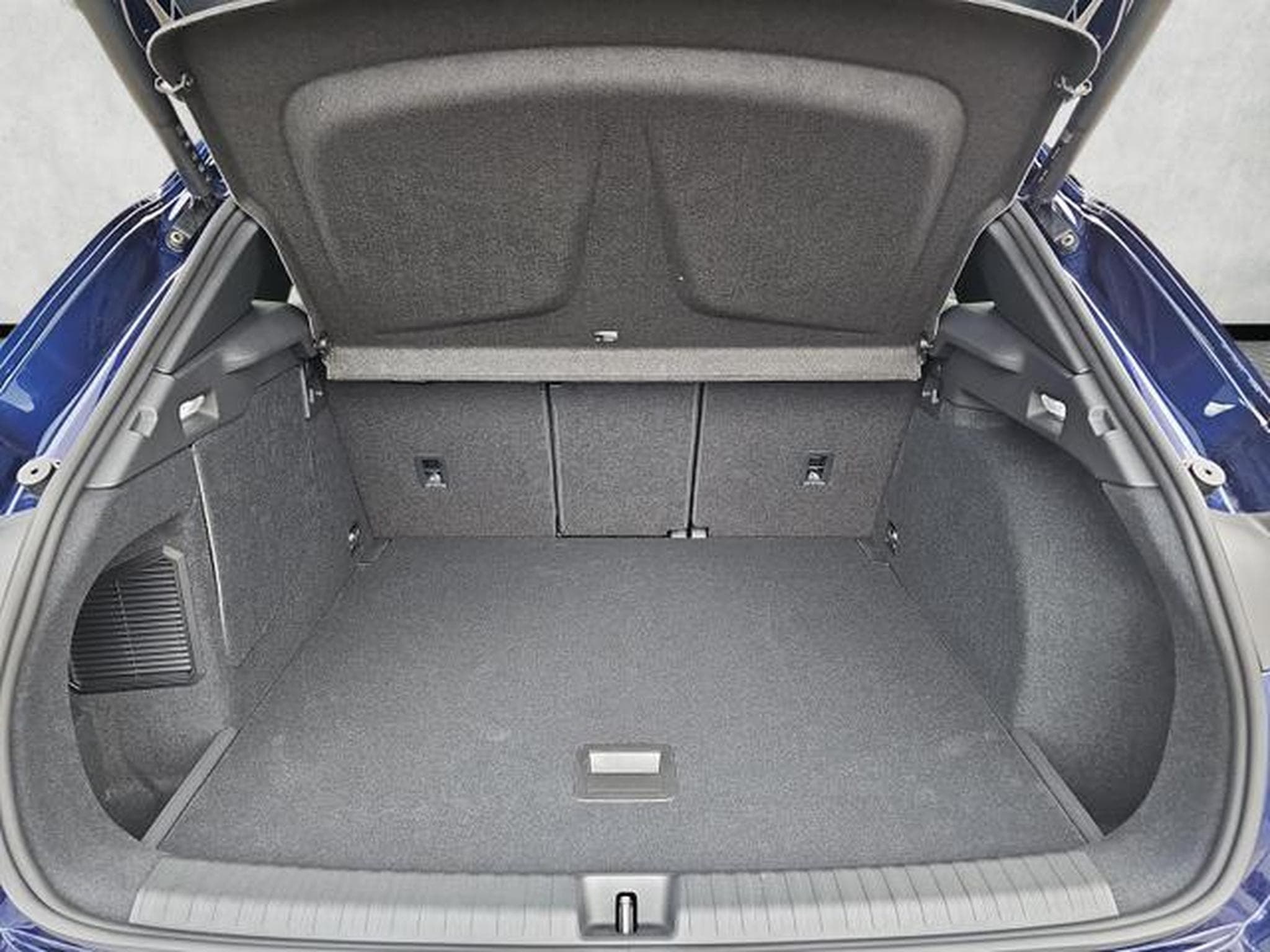 Cupra Terramar 1.5 e-Hybrid 150 kW (2026) - Photo 14