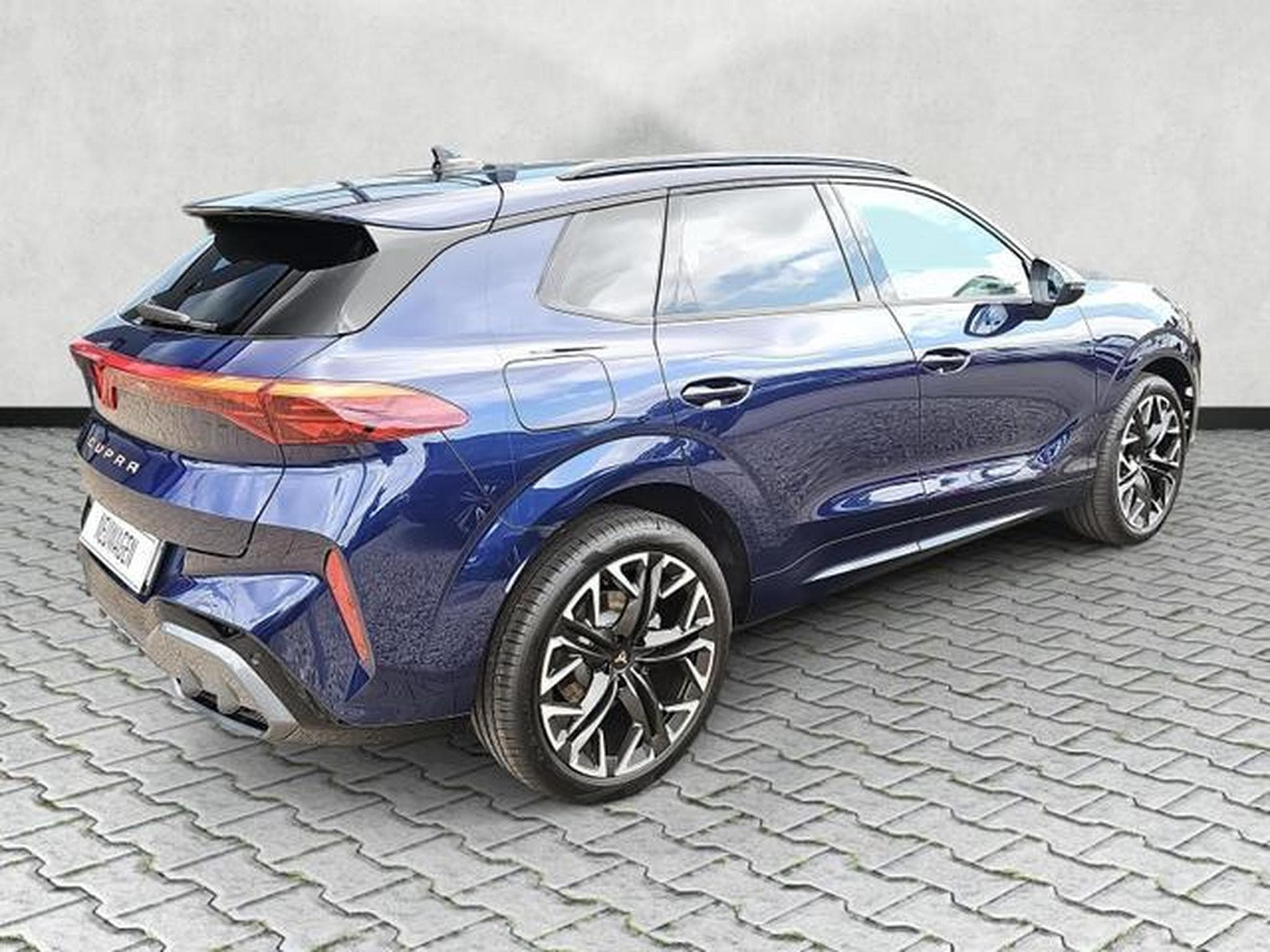 Cupra Terramar 1.5 e-Hybrid 150 kW (2026) - Photo 7