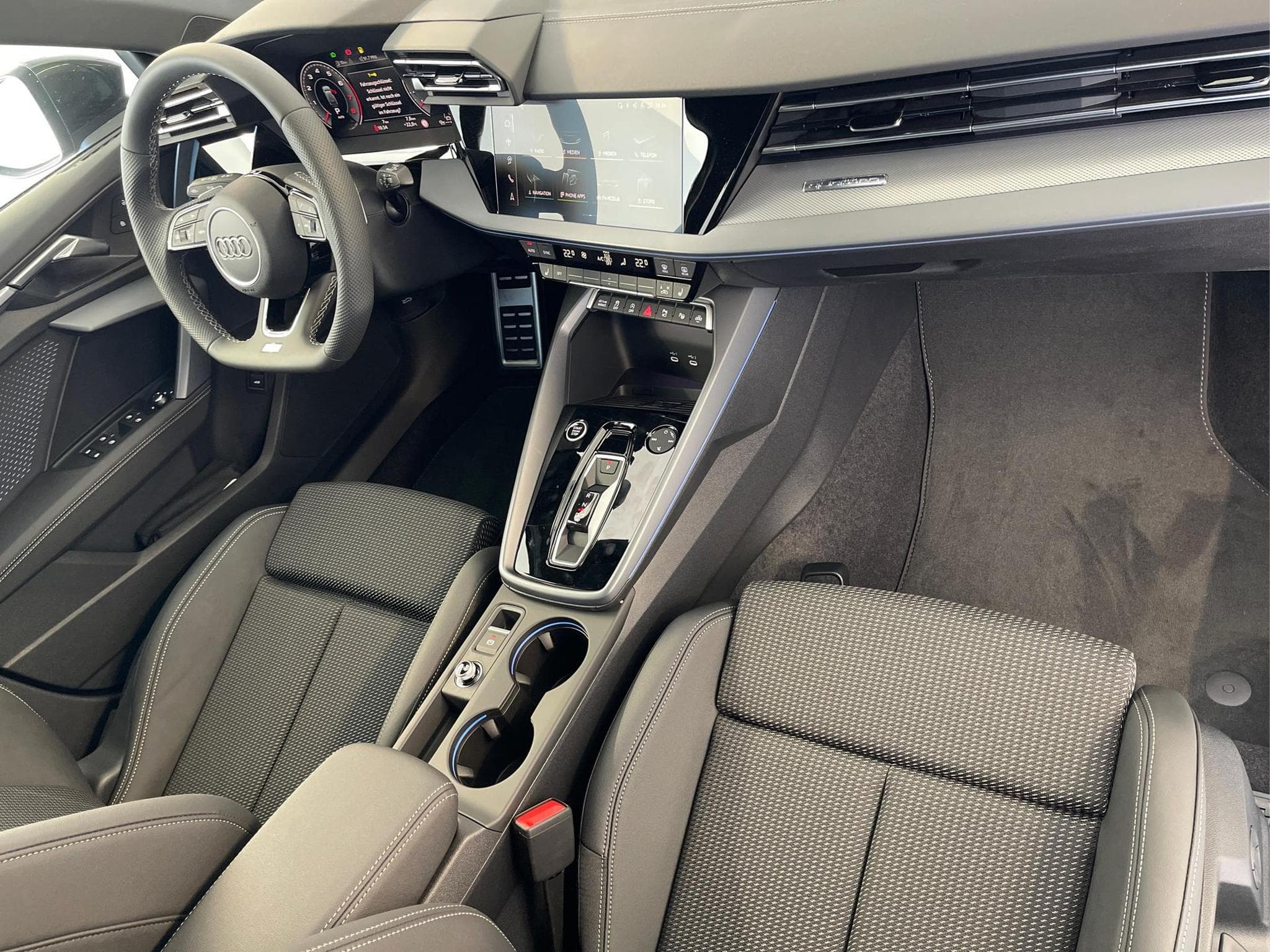 Audi A3 Sportback S line (2026) - Photo 13