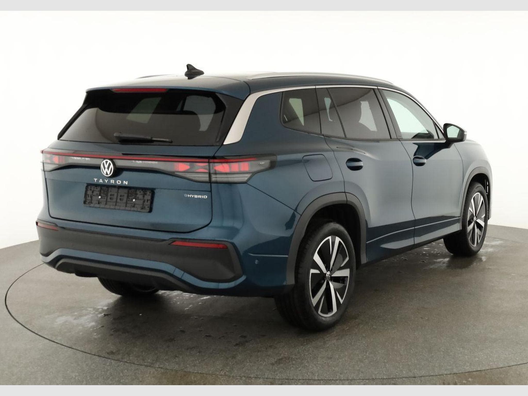 VW Tayron 1.5 TSI eHybrid 150 kW Life (2025) - Photo 2