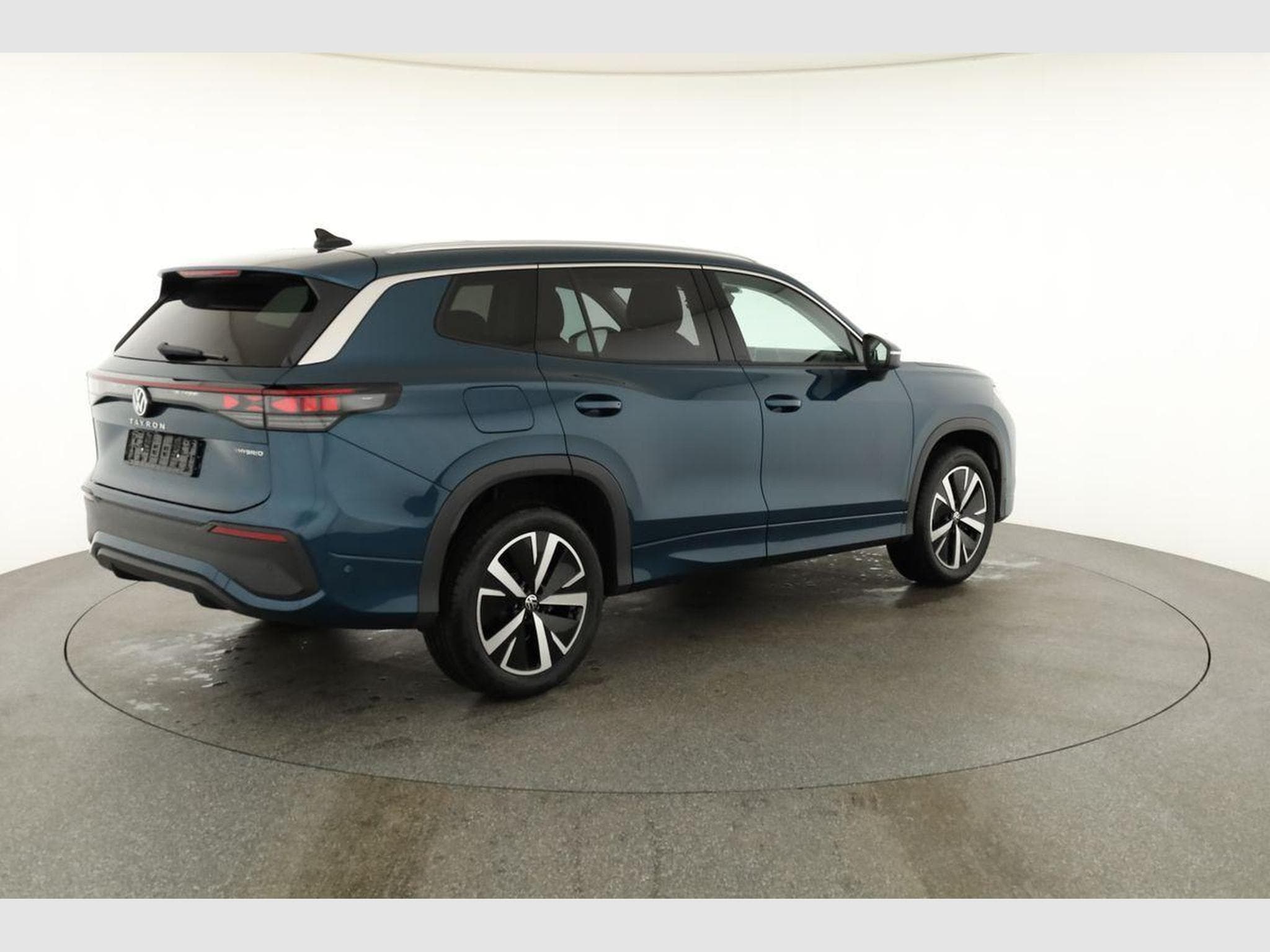 VW Tayron 1.5 TSI eHybrid 150 kW Life (2025) - Photo 22