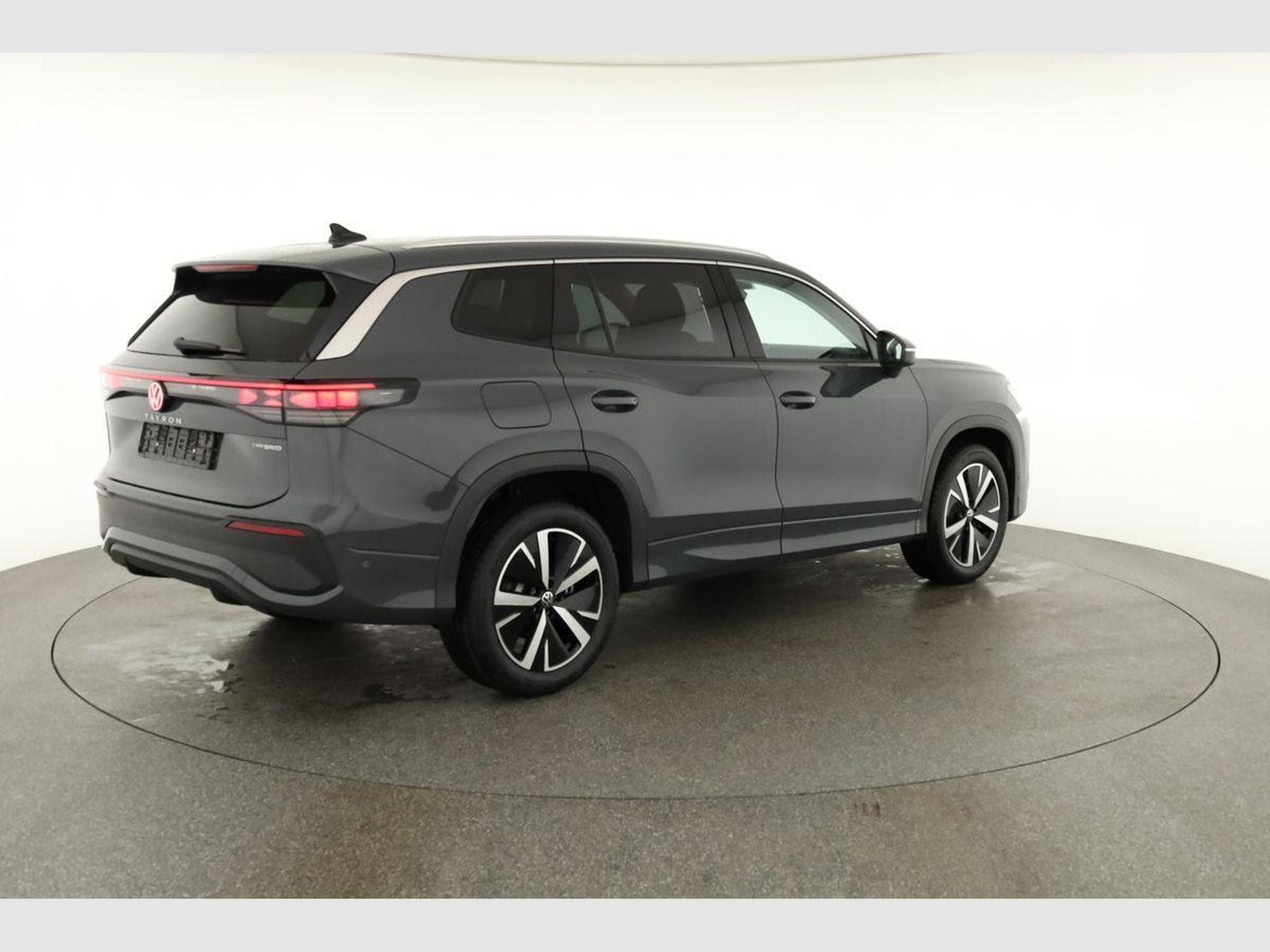 VW Tayron 1.5 TSI eHybrid 150 kW Life (2025) - Photo 21