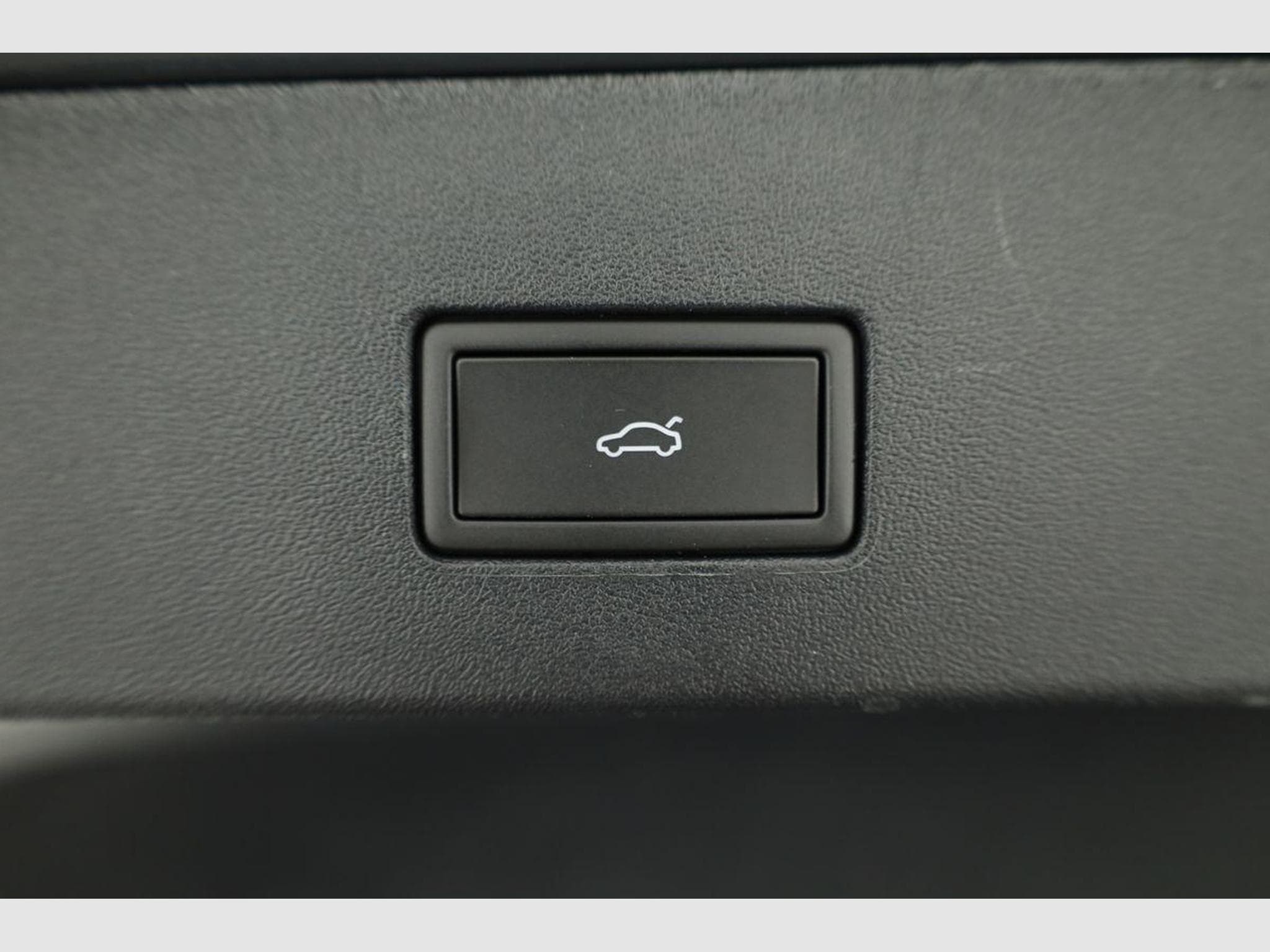 VW Tayron 1.5 TSI eHybrid 150 kW Life (2026) - Photo 12