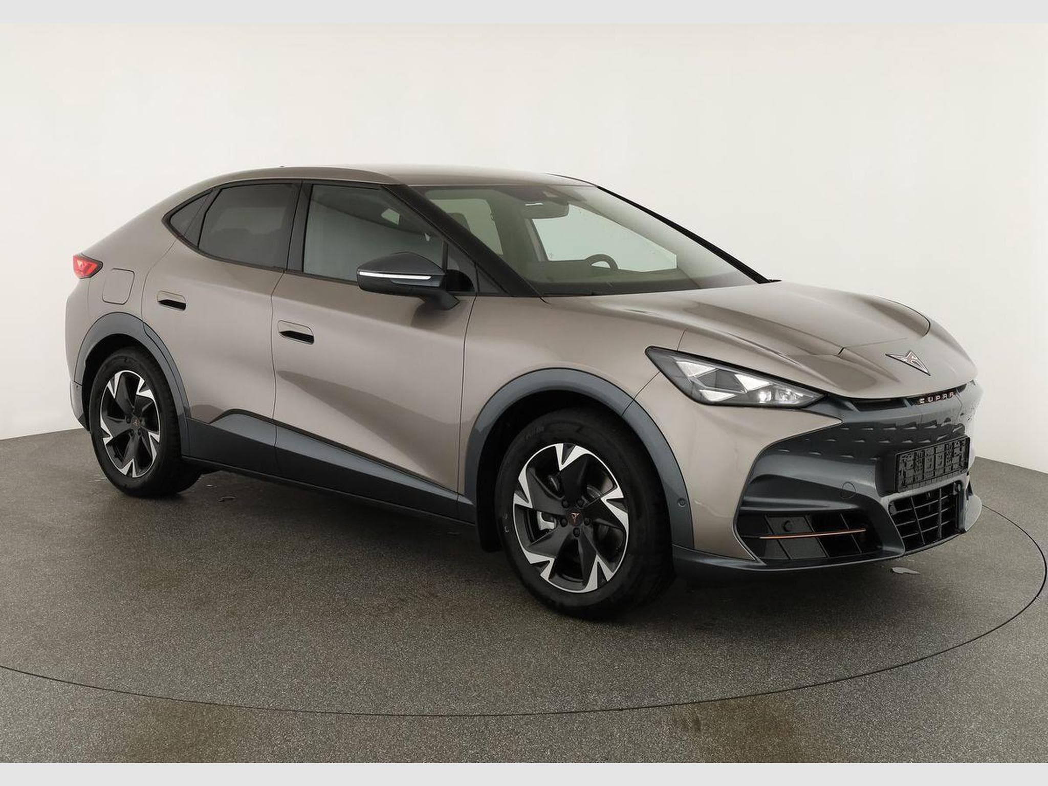 Cupra Tavascan 210 kW Endurance (2026) - Photo 1