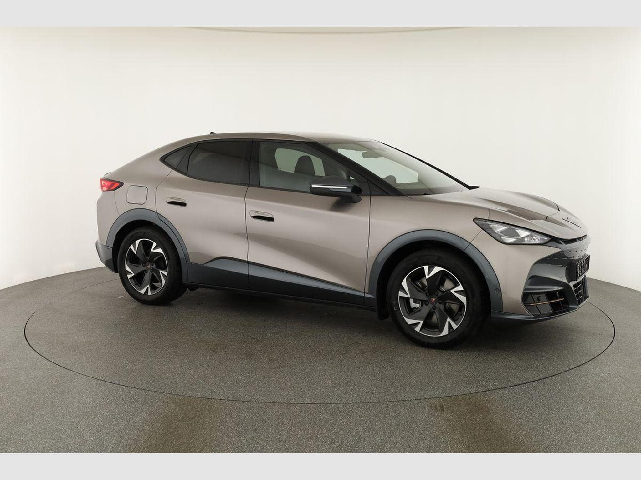Cupra Tavascan 210 kW Endurance (2026) - Photo 22