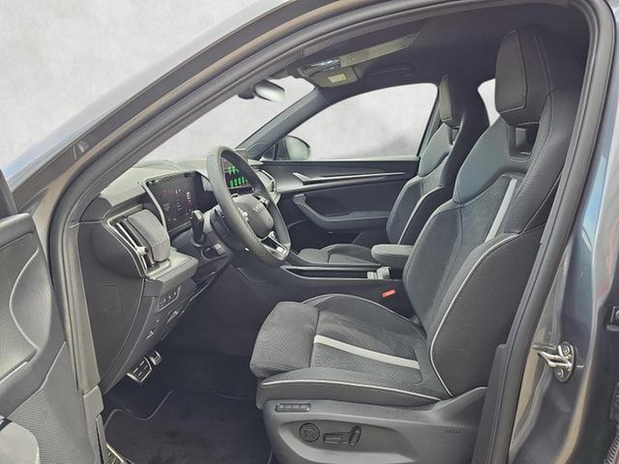 Skoda Kodiaq 1.5 TSI iV 150 kW Sportline (2026) - Photo 9