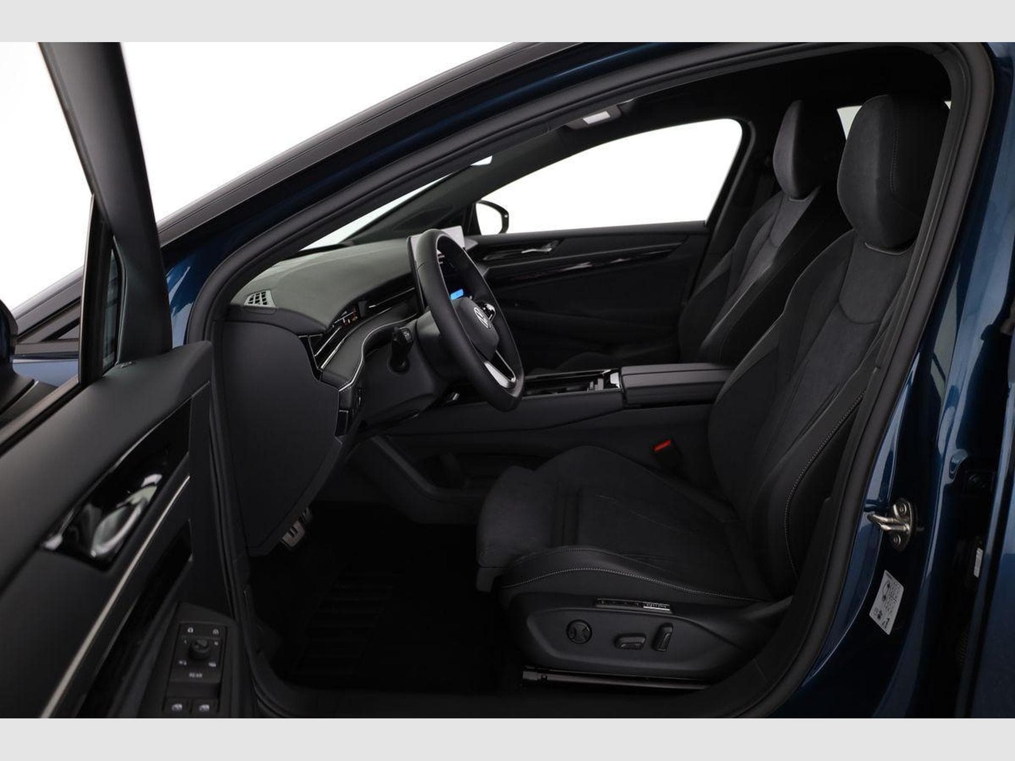 VW ID.7 Pro 210 kW (2026) - Photo 10