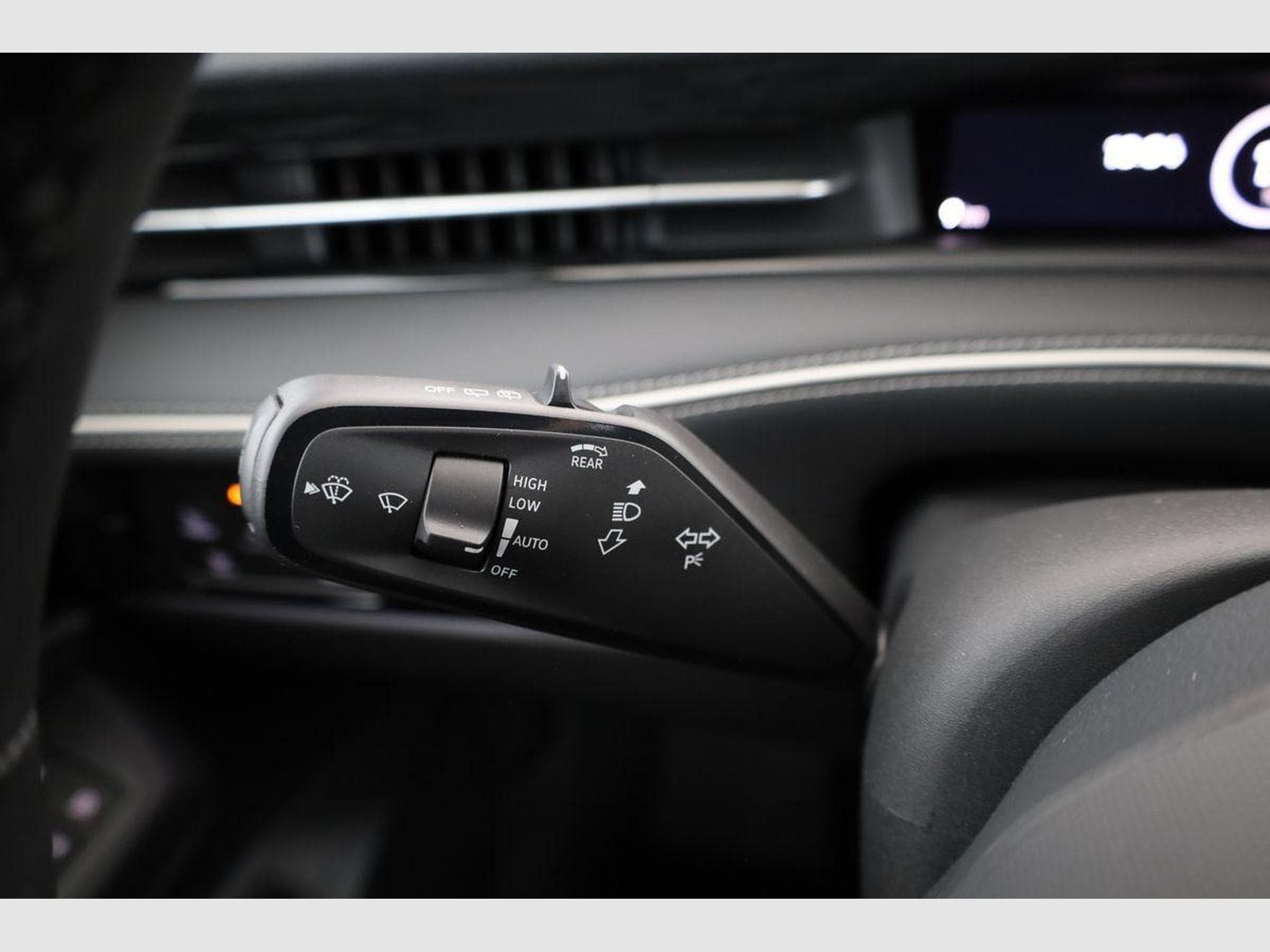 VW ID.7 Pro 210 kW (2026) - Photo 9