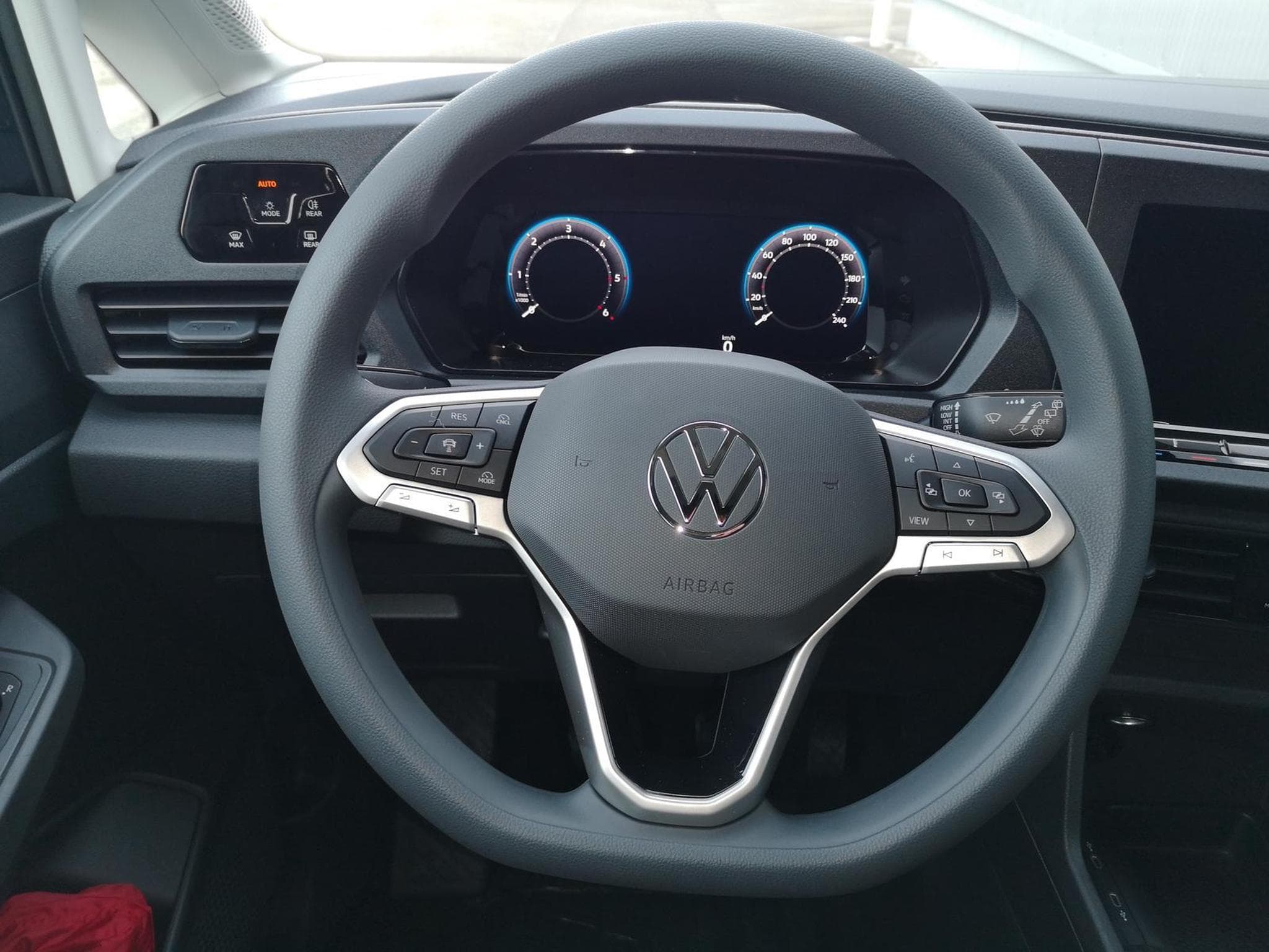 VW Caddy Basis (2026) - Photo 6