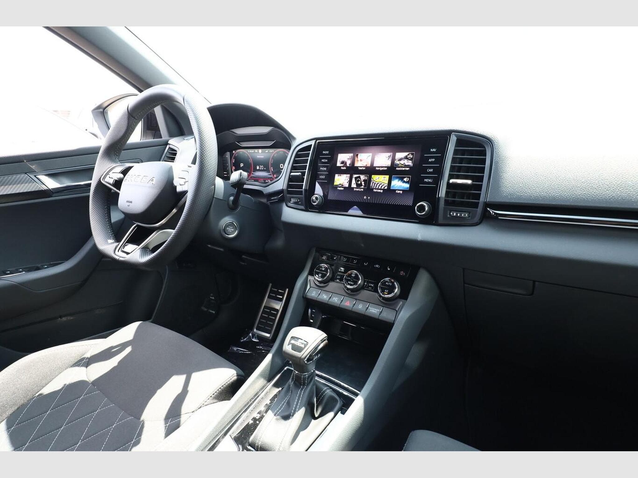 Skoda Karoq Sportline (2026) - Photo 9