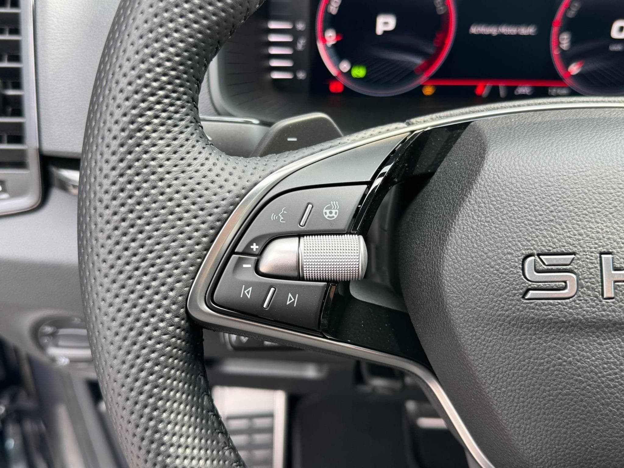 Skoda Karoq Sportline (2026) - Photo 12