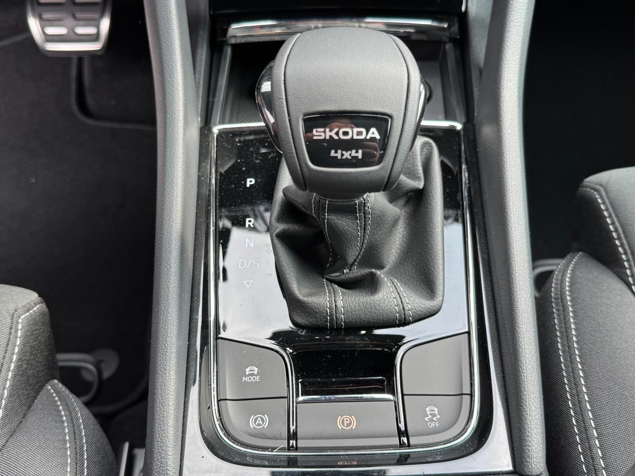 Skoda Karoq Sportline (2026) - Photo 15