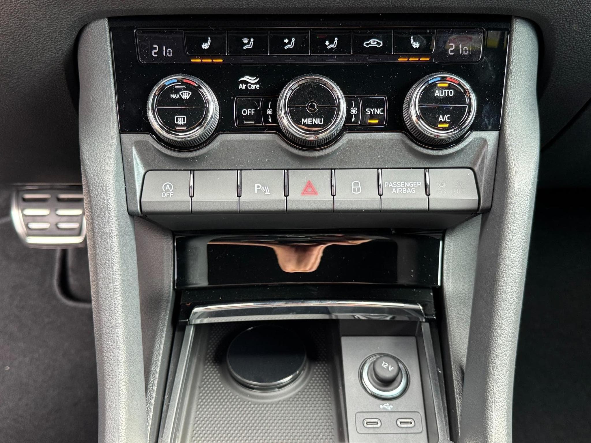 Skoda Karoq Sportline (2026) - Photo 16
