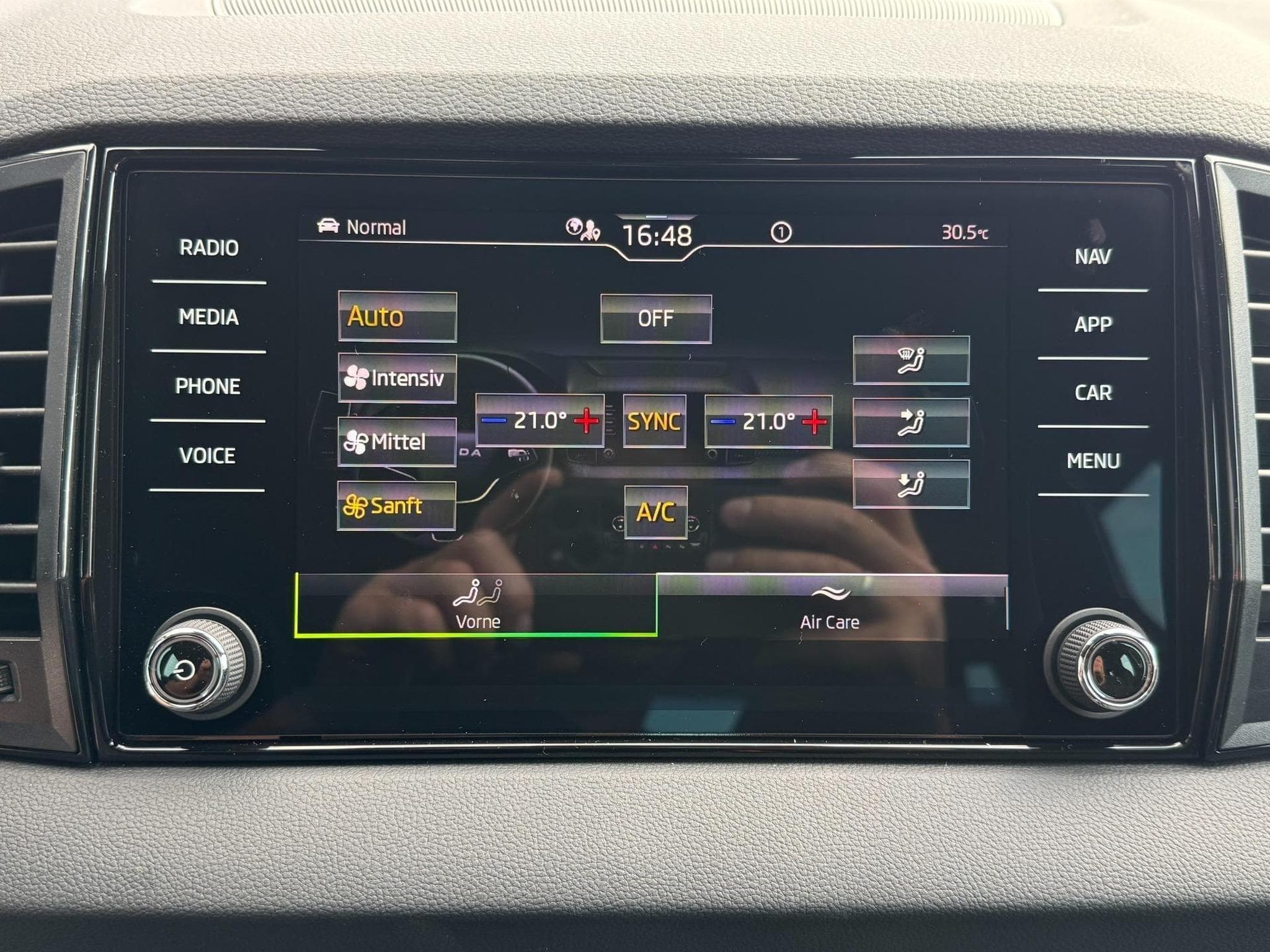 Skoda Karoq Sportline (2026) - Photo 21
