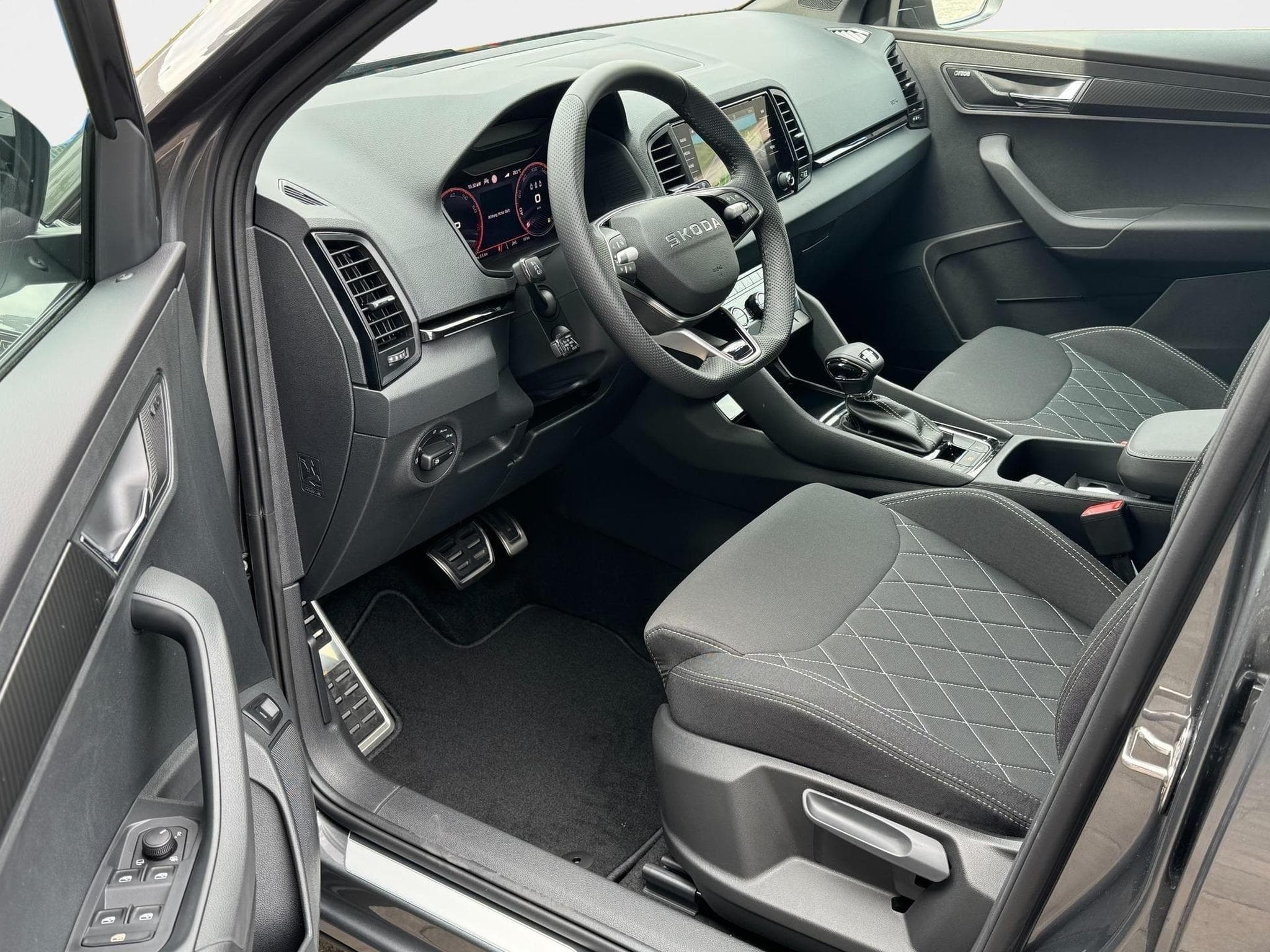 Skoda Karoq Sportline (2026) - Photo 10
