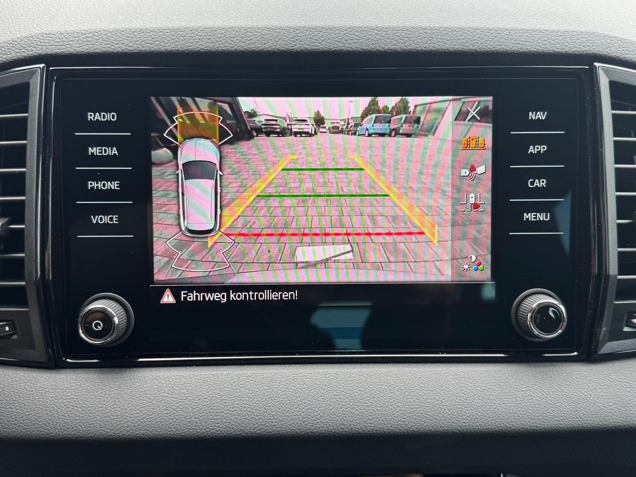 Skoda Karoq Sportline (2026) - Photo 18