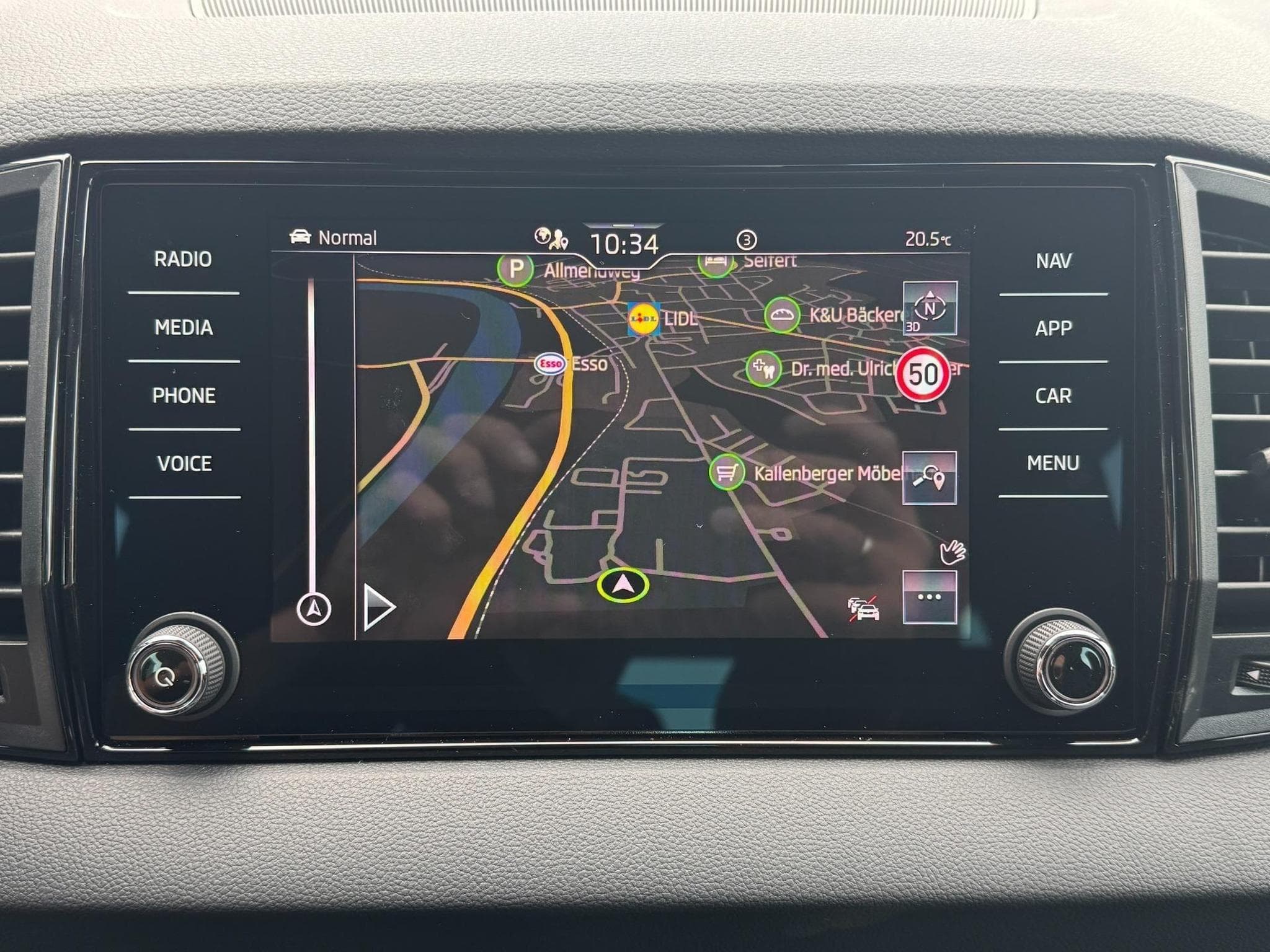 Skoda Karoq Sportline (2026) - Photo 22