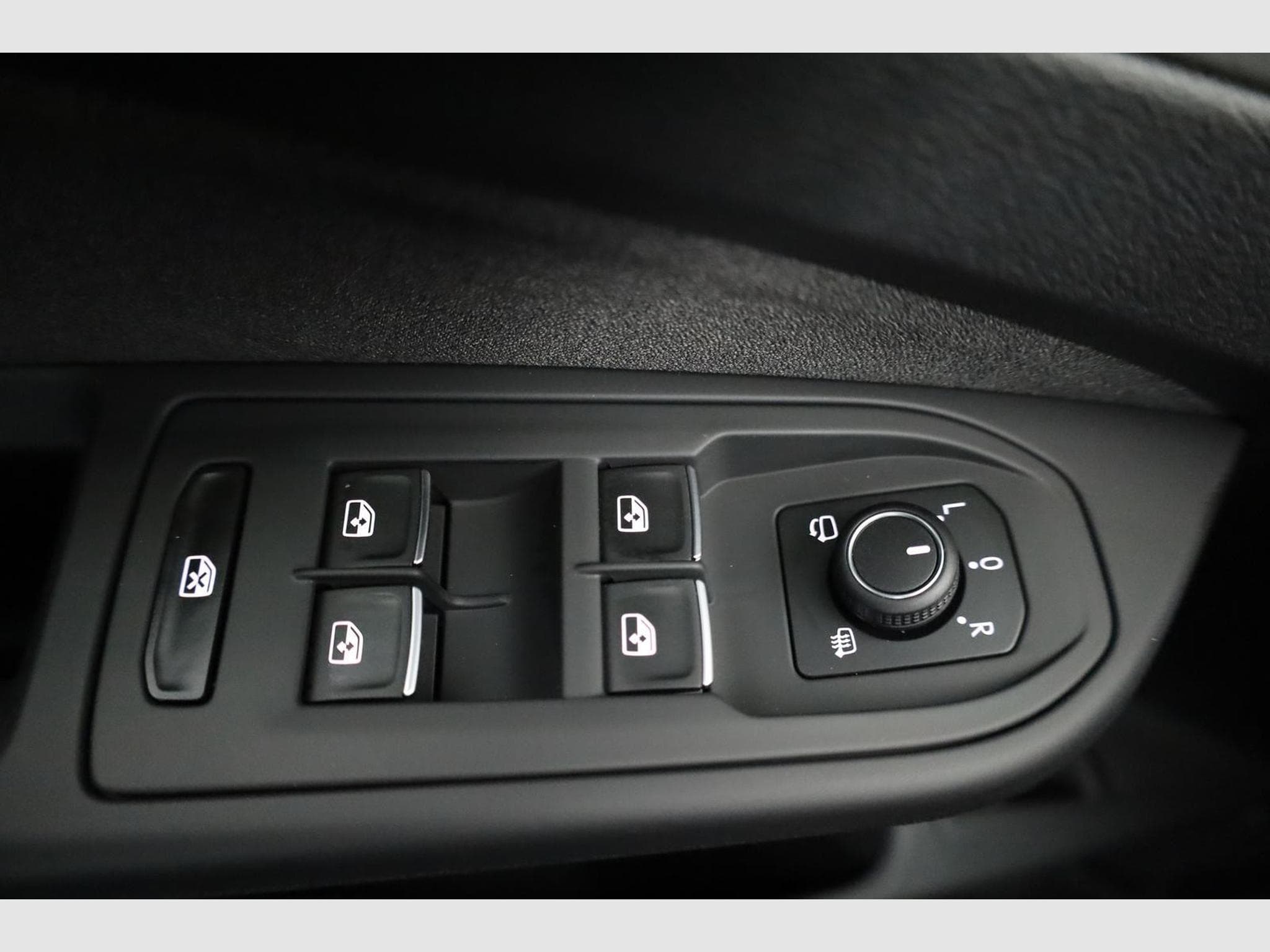 VW Golf Variant 1.5 TSI 110 kW (2026) - Photo 7