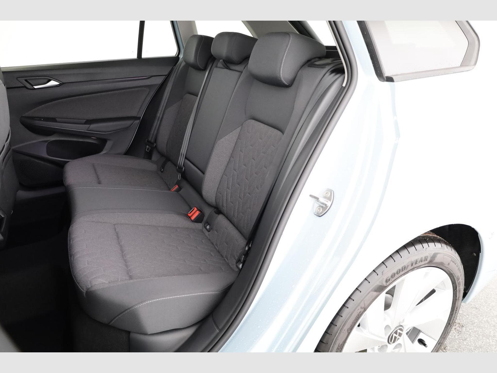 VW Golf Variant 1.5 TSI 110 kW (2026) - Photo 10