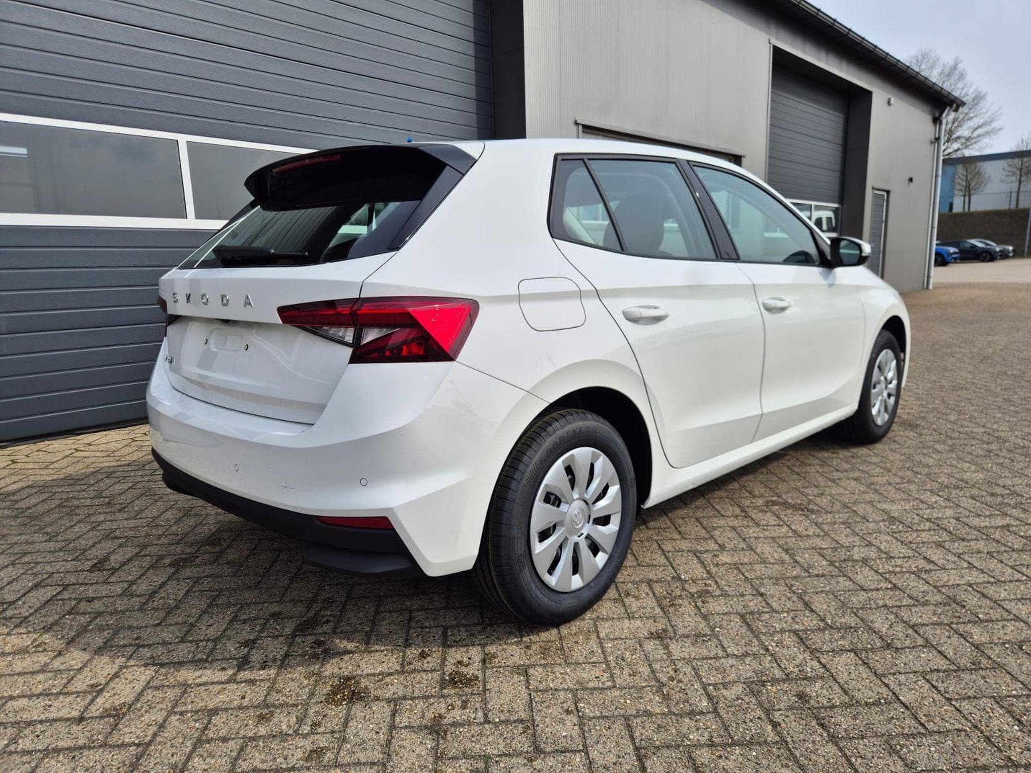 Skoda Fabia 1.0 TSI 95PS (2026) - Photo 3