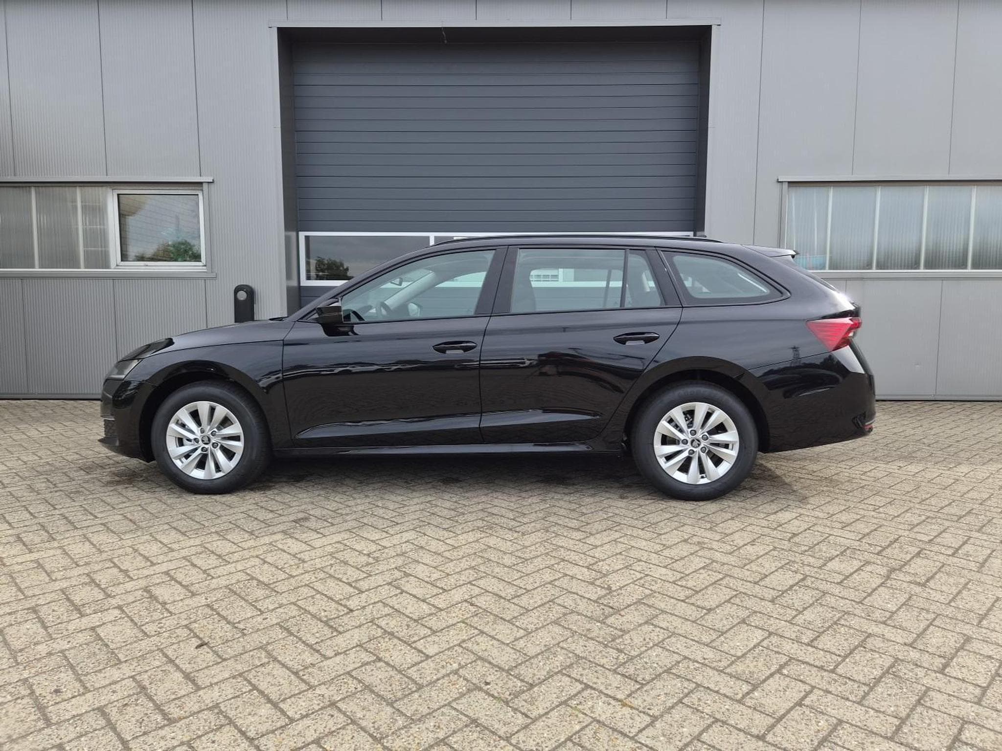Skoda Octavia 1.5 TSI 150PS (2026) - Photo 1