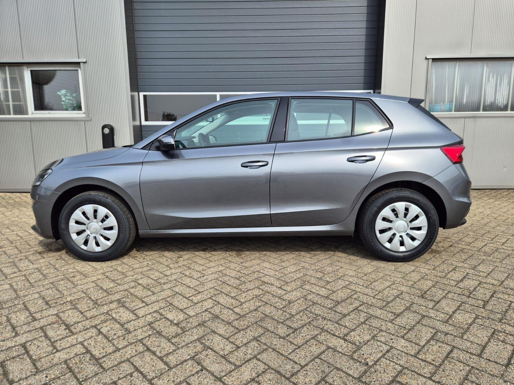Skoda Fabia 1.0 TSI 95PS (2026) - Photo 8
