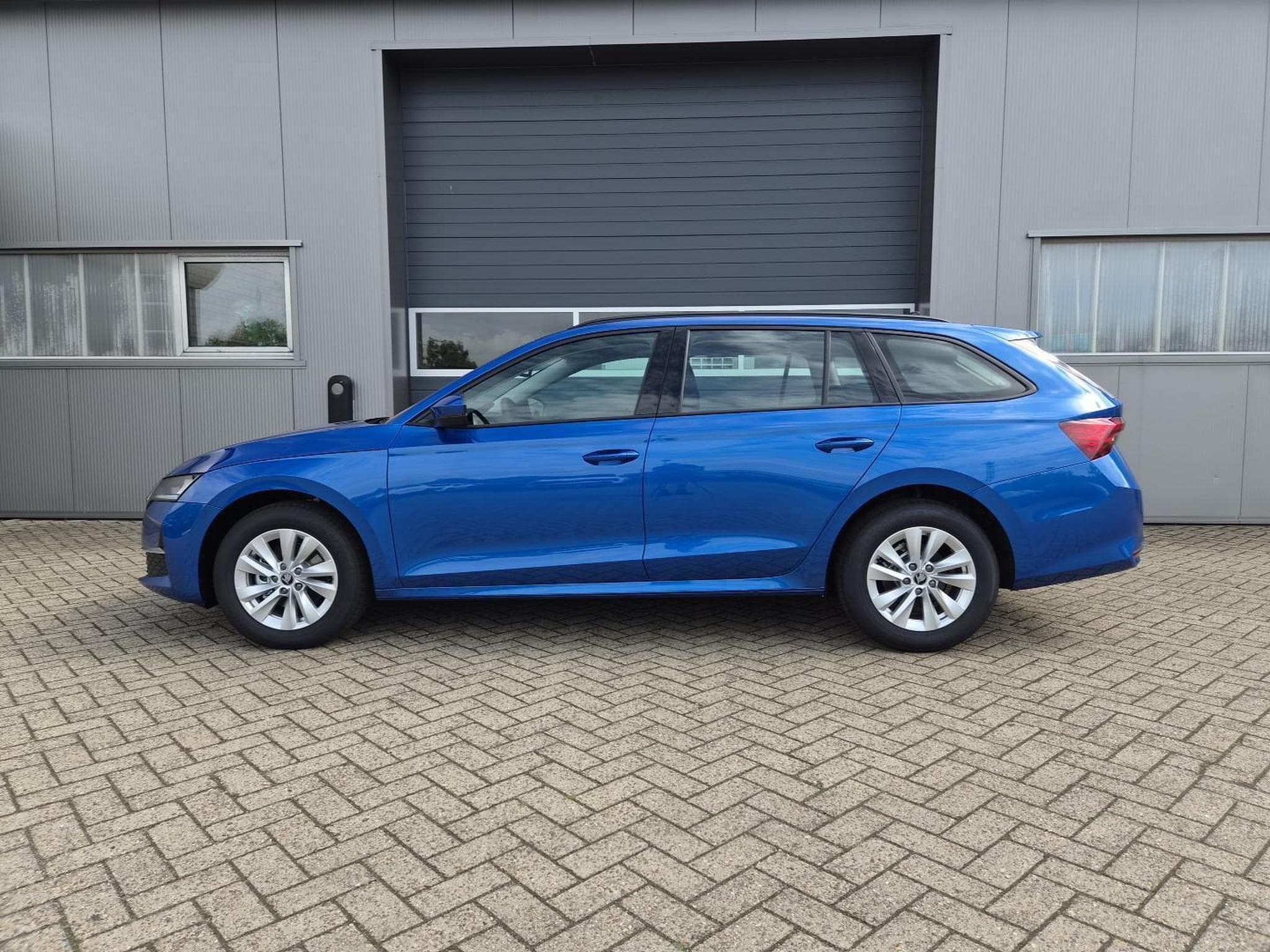 Skoda Octavia 1.5 TSI 150PS (2026) - Photo 2