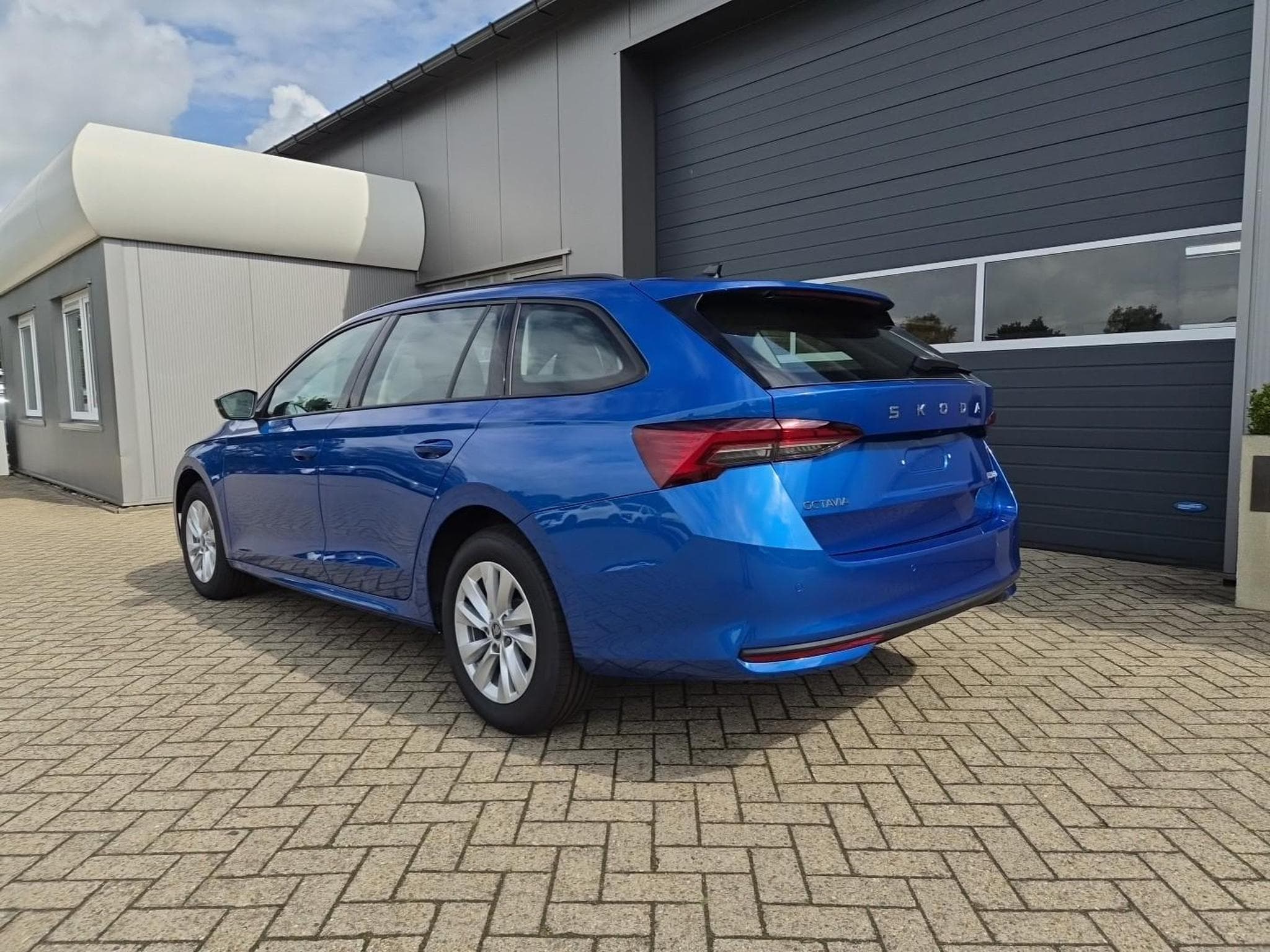 Skoda Octavia 1.5 TSI 150PS (2026) - Photo 3