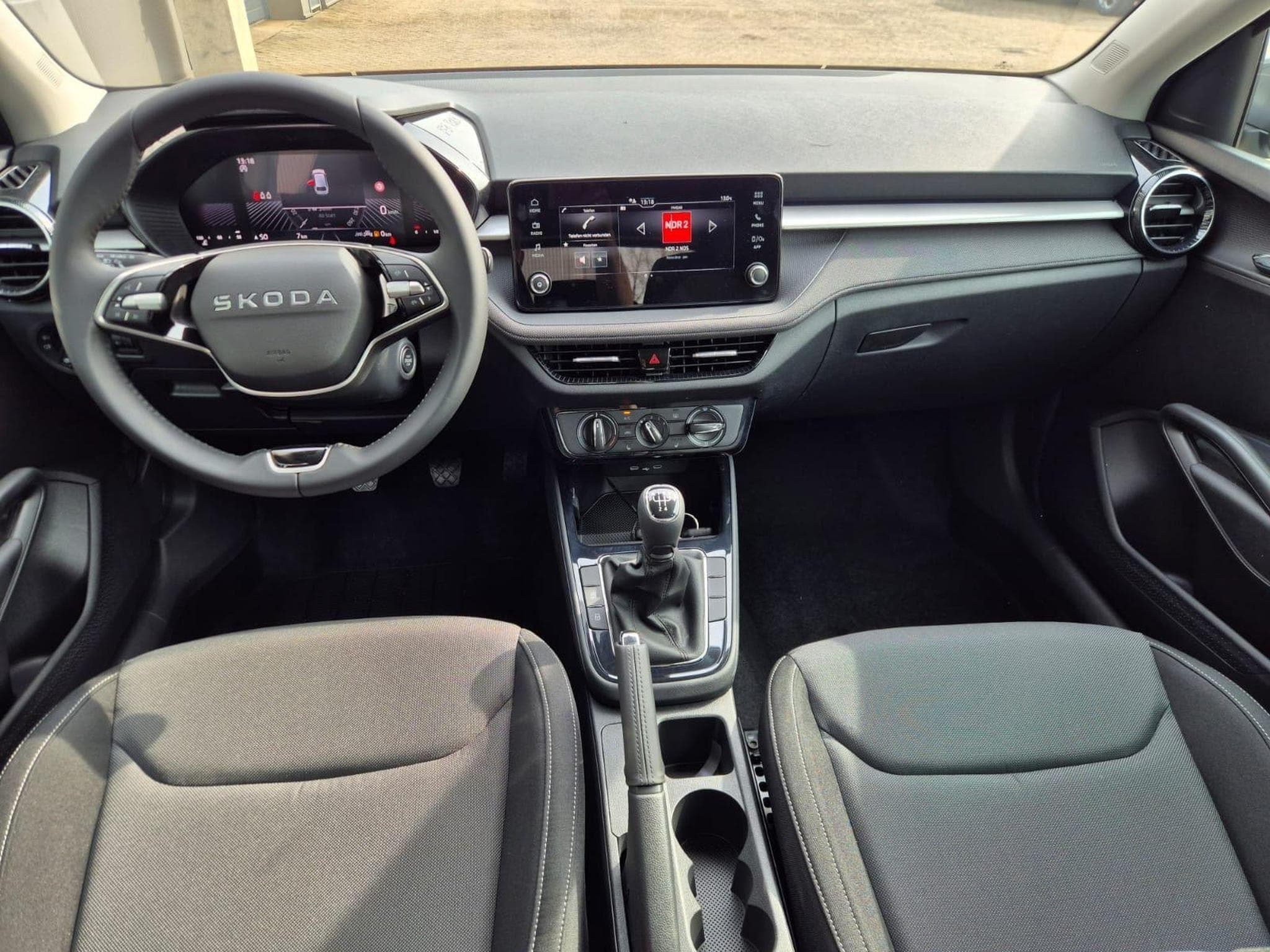 Skoda Fabia 1.0 TSI 95PS (2026) - Photo 10