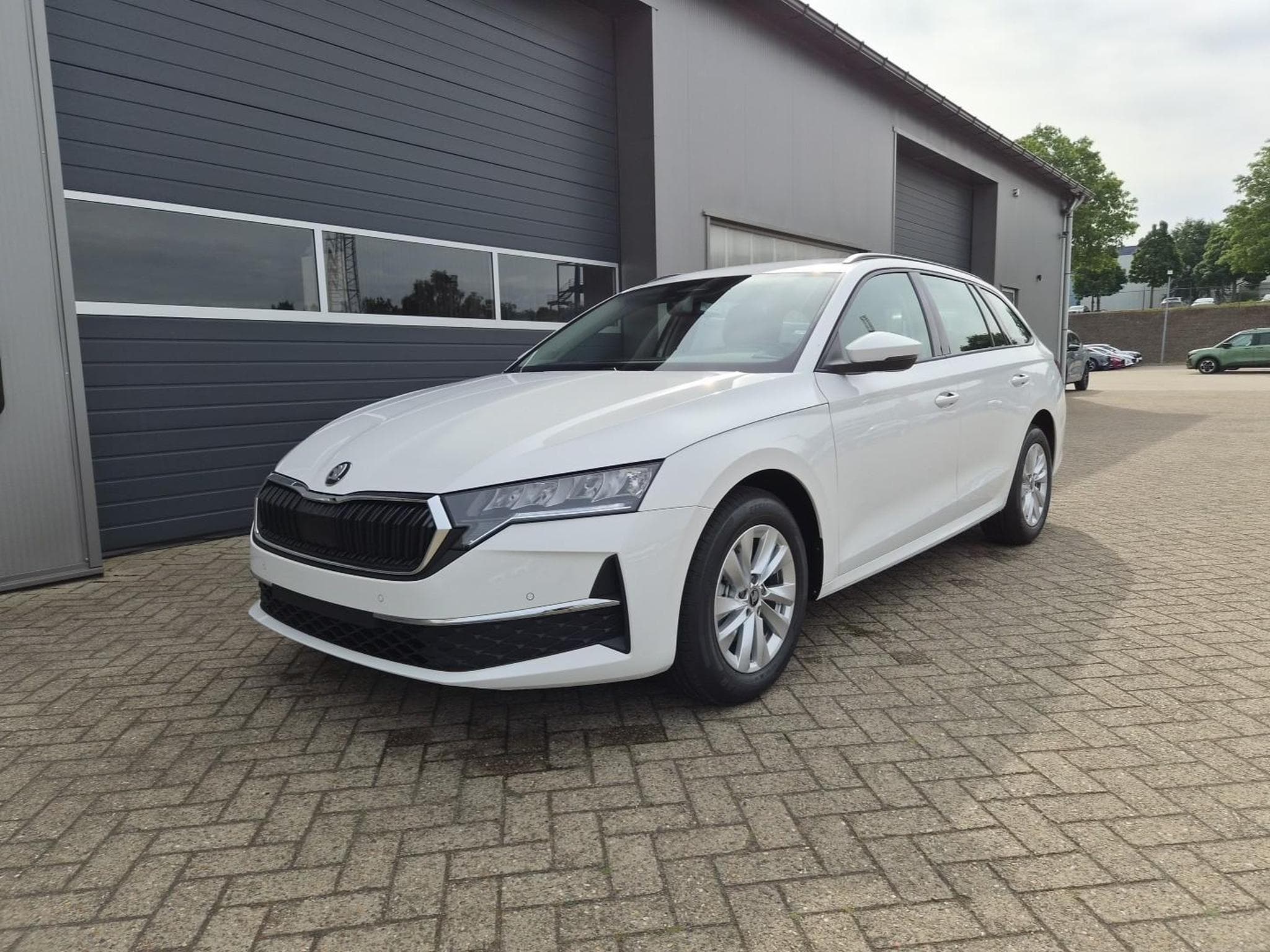 Skoda Octavia 1.5 TSI 150PS (2026) - Photo 8