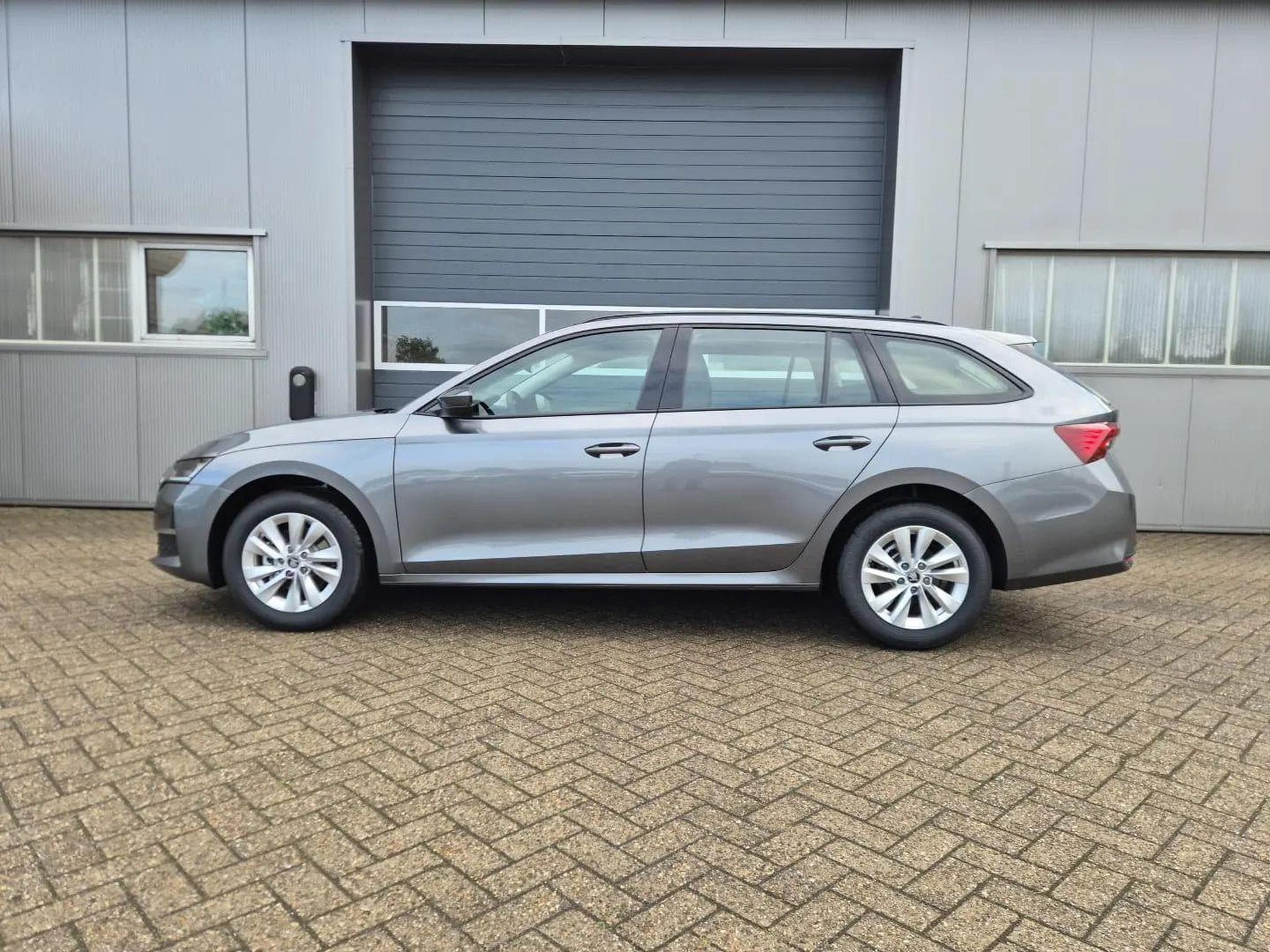 Skoda Octavia 1.5 TSI 150PS (2026) - Photo 8