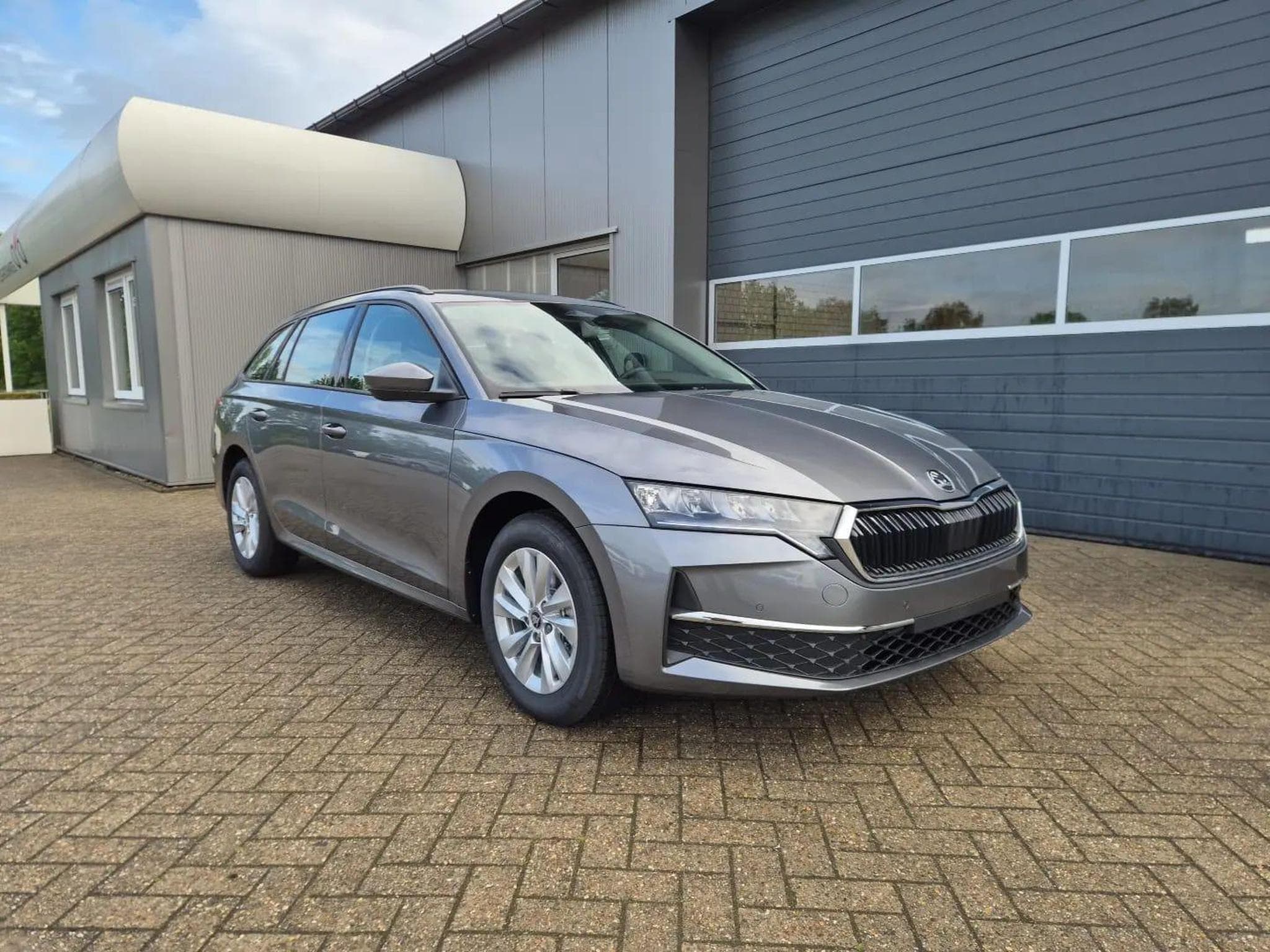Skoda Octavia 1.5 TSI 150PS (2026) - Photo 6