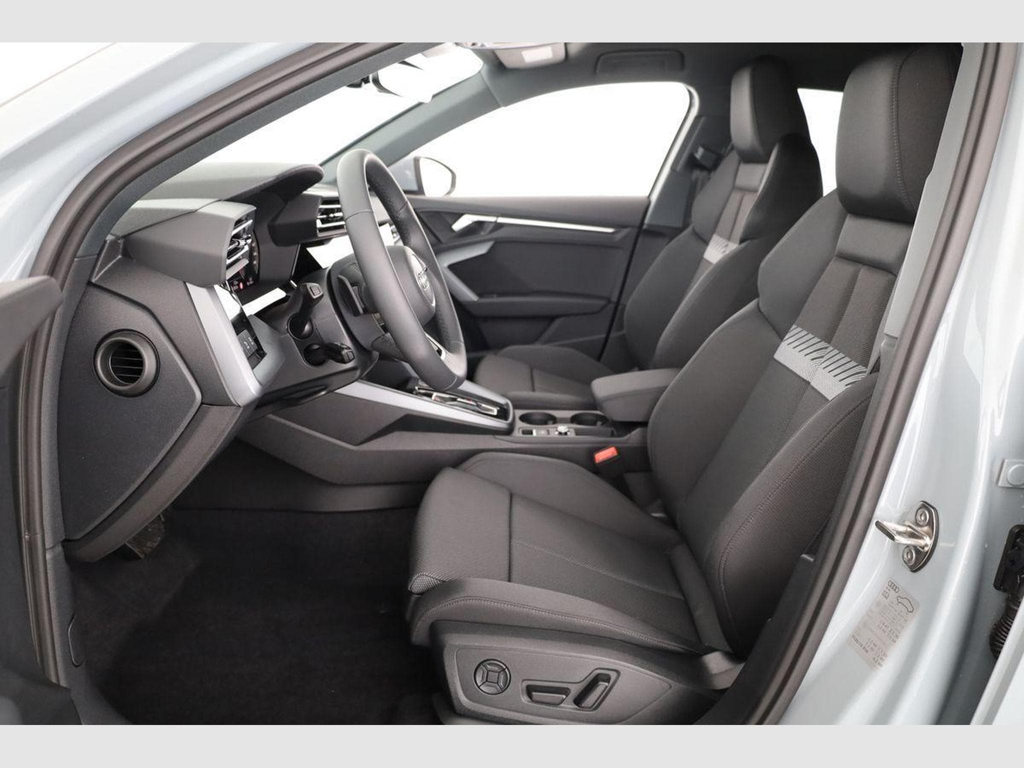 Audi A3 TFSI quattro 150 kW (2026) - Photo 10