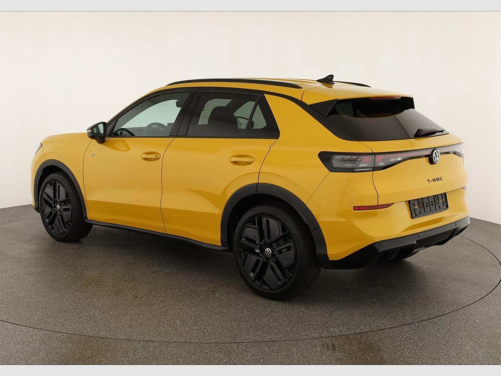 VW T-Roc 1.5 eTSI 110 kW R-Line (2026) - Photo 3