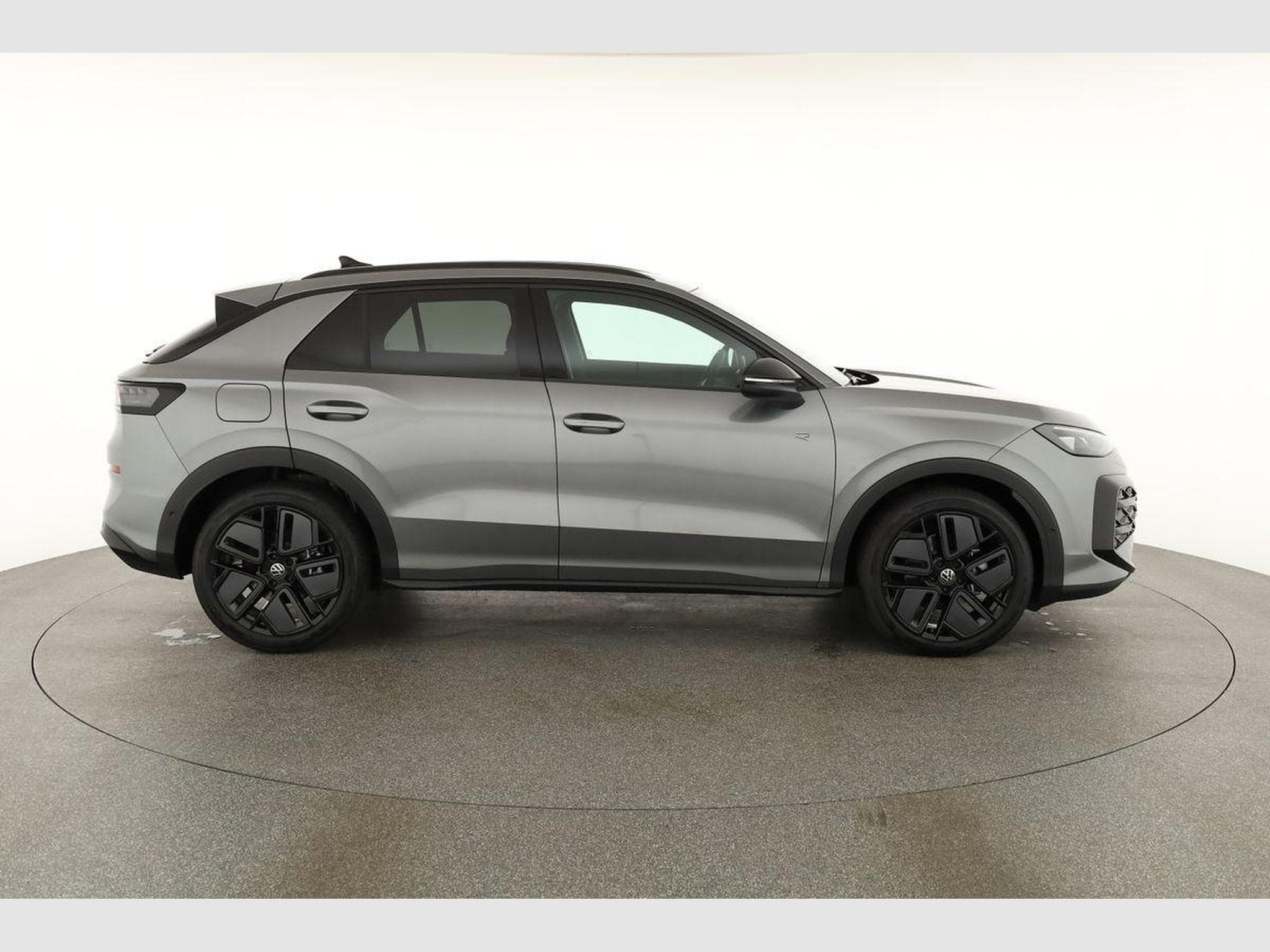 VW T-Roc 1.5 eTSI 110 kW R-Line (2026) - Photo 19