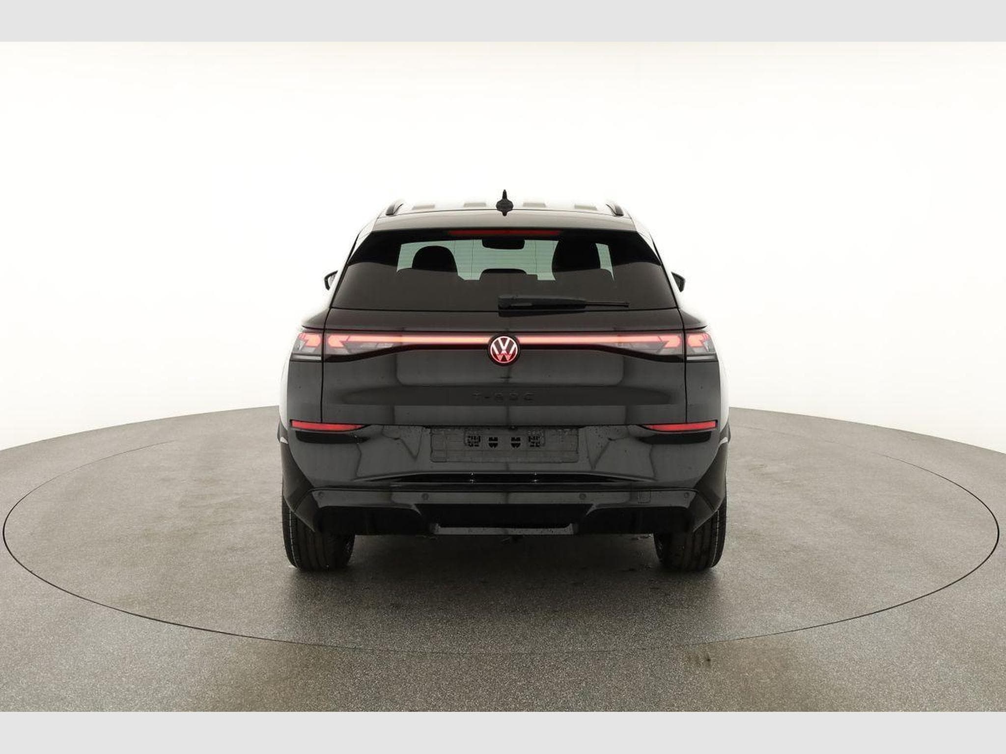 VW T-Roc 1.5 eTSI 110 kW R-Line (2026) - Photo 13