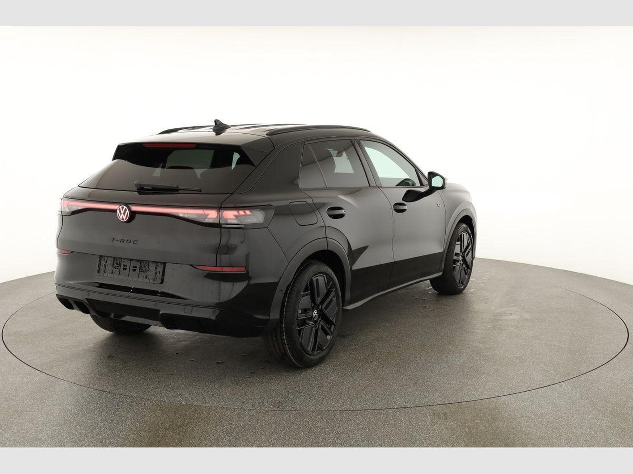 VW T-Roc 1.5 eTSI 110 kW R-Line (2026) - Photo 15